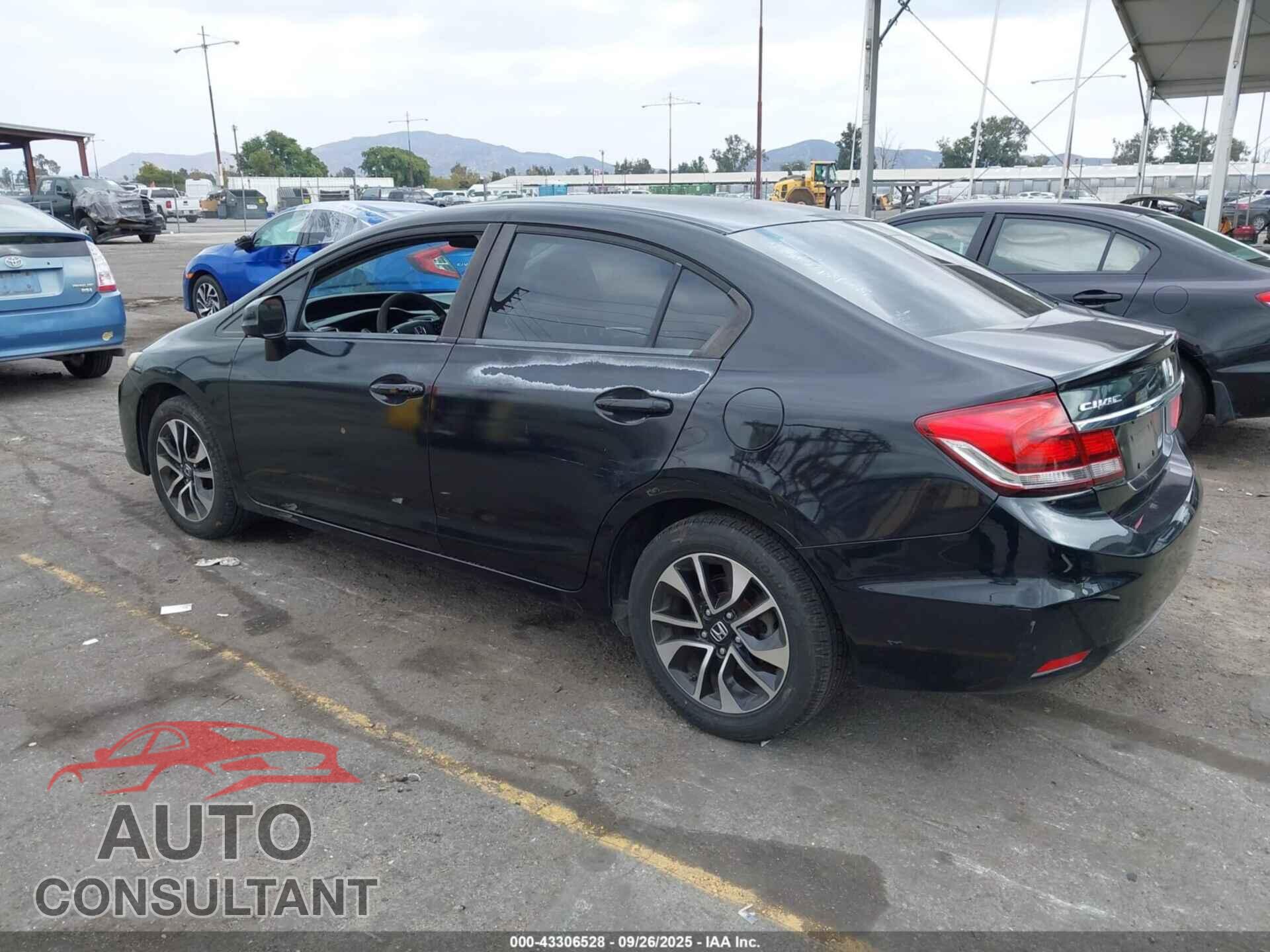 HONDA CIVIC 2013 - 2HGFB2F83DH522895