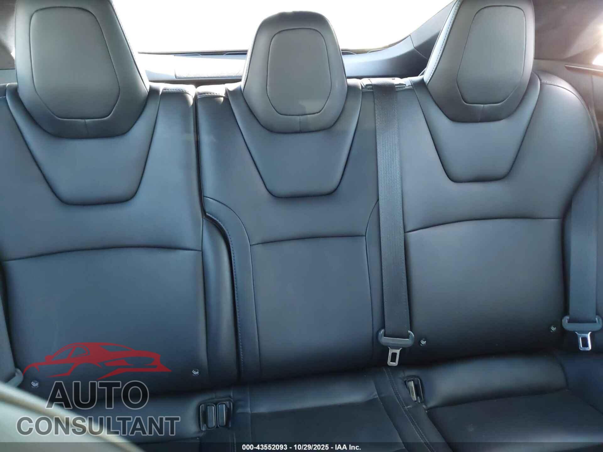TESLA MODEL S 2019 - 5YJSA1E46KF313596