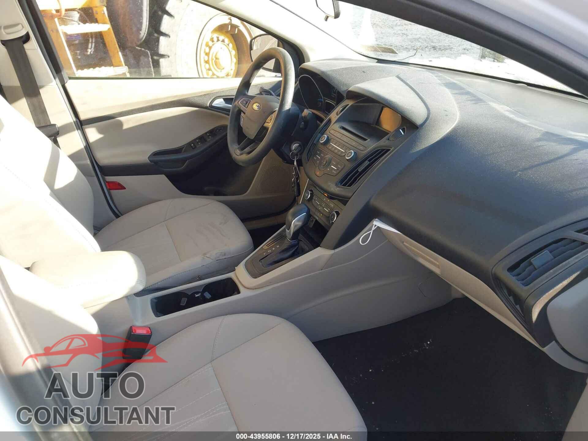 FORD FOCUS 2017 - 1FADP3F20HL339039