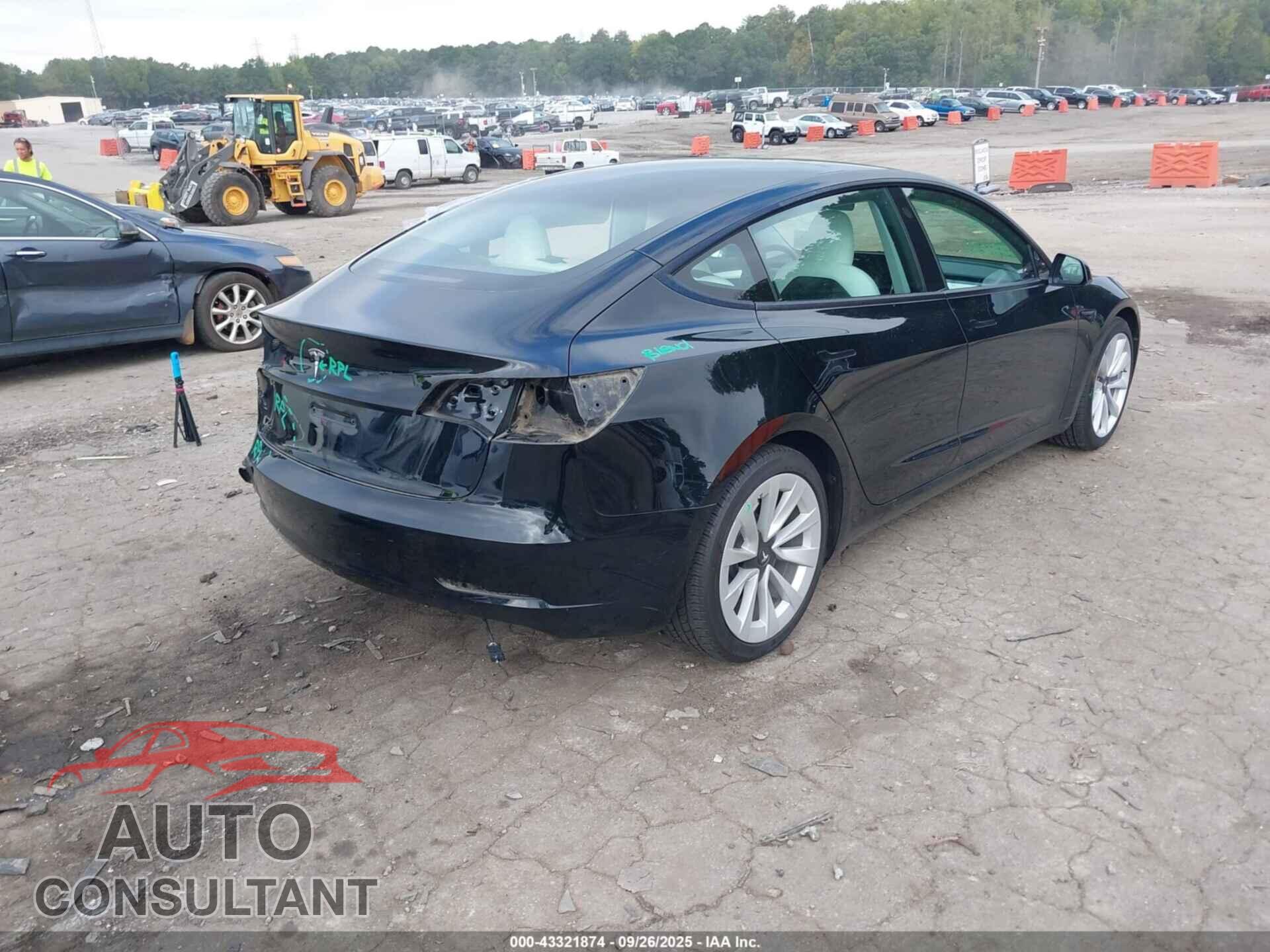 TESLA MODEL 3 2023 - 5YJ3E1EA1PF424725
