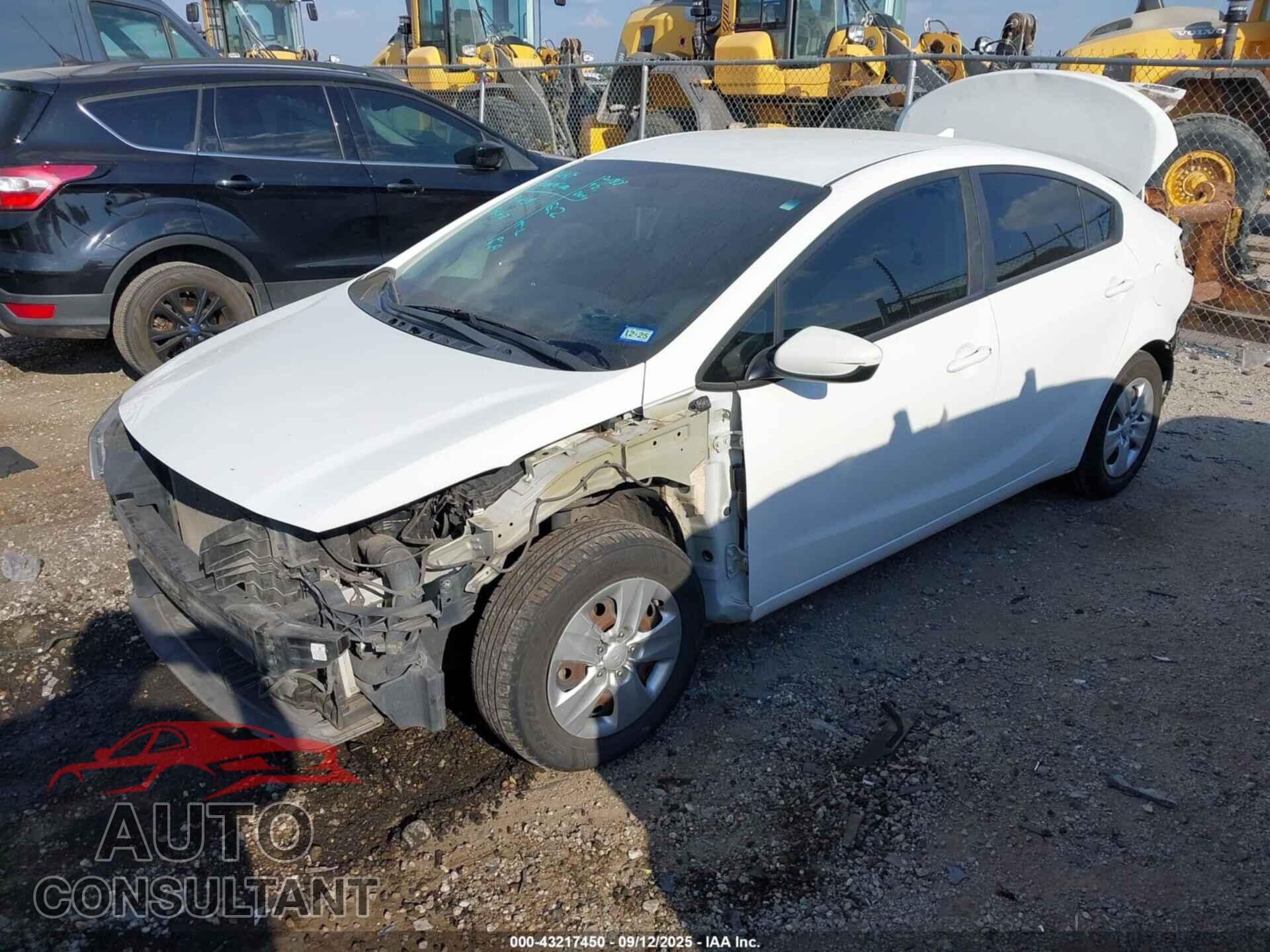 KIA FORTE 2017 - 3KPFK4A74HE080512