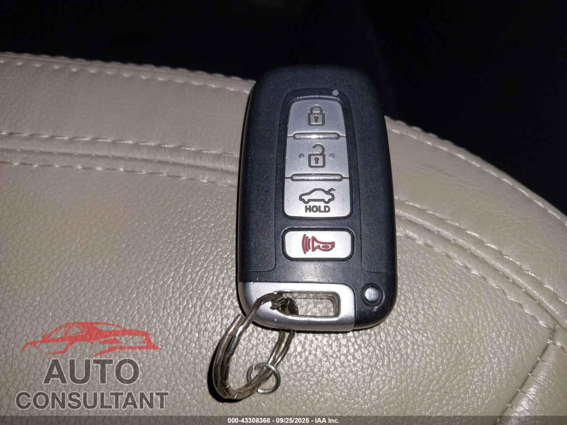 KIA OPTIMA 2011 - KNAGN4A76B5164357