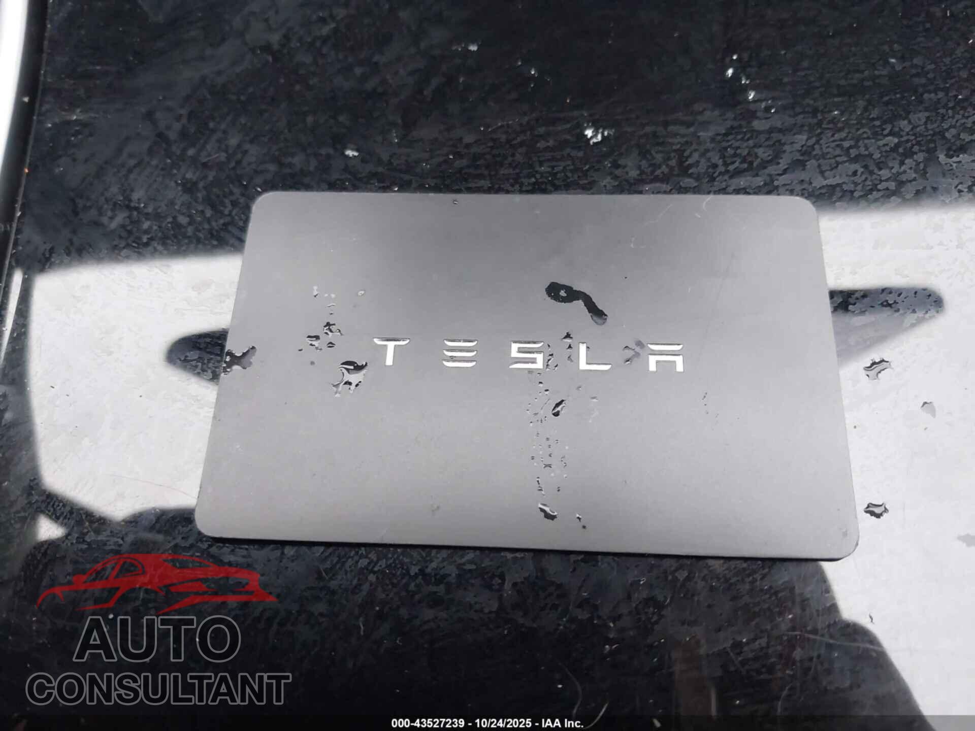 TESLA MODEL 3 2018 - 5YJ3E1EB8JF081475