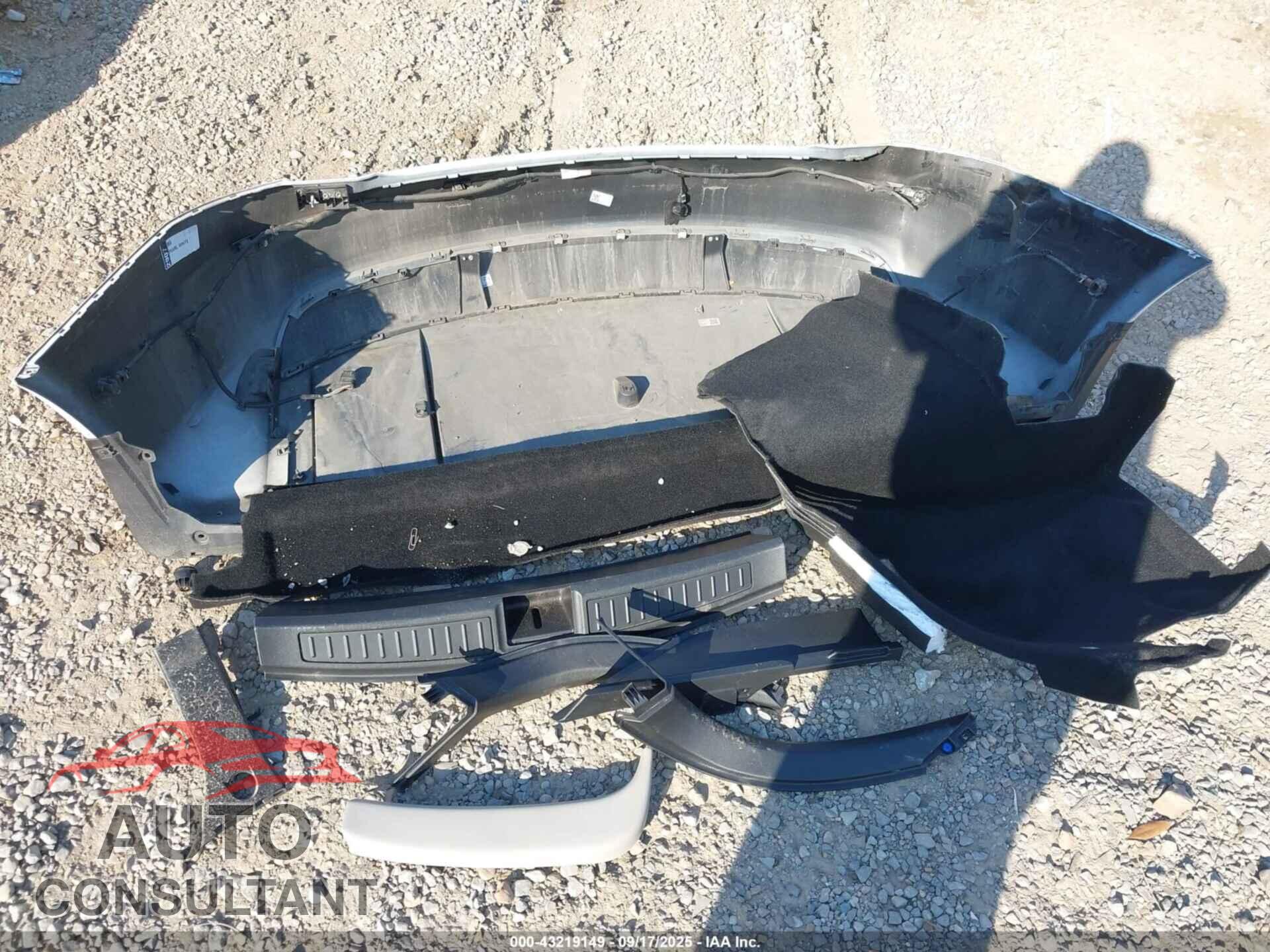 TESLA MODEL S 2020 - 5YJSA1E41LF364165
