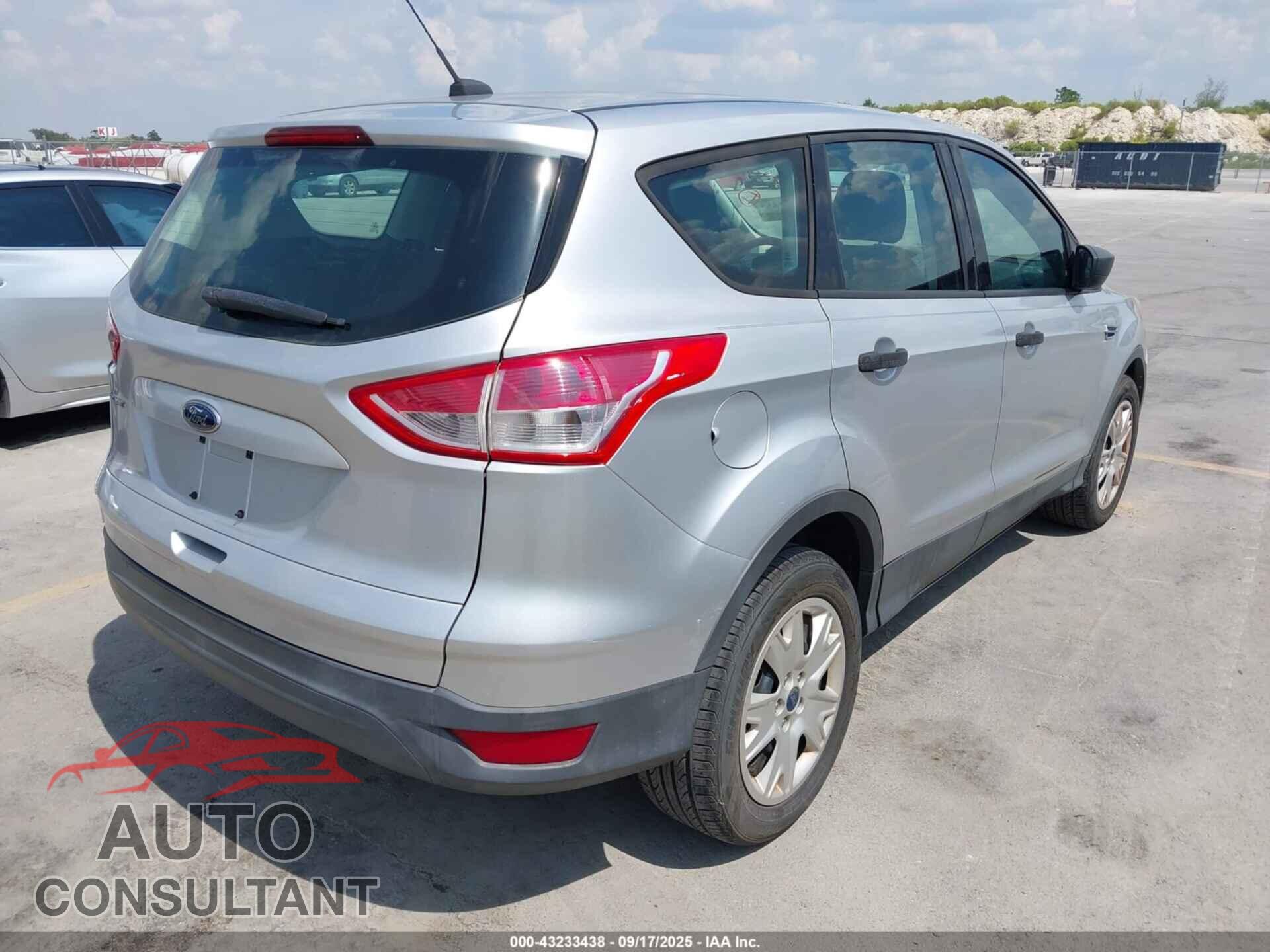 FORD ESCAPE 2013 - 1FMCU0F75DUB20649