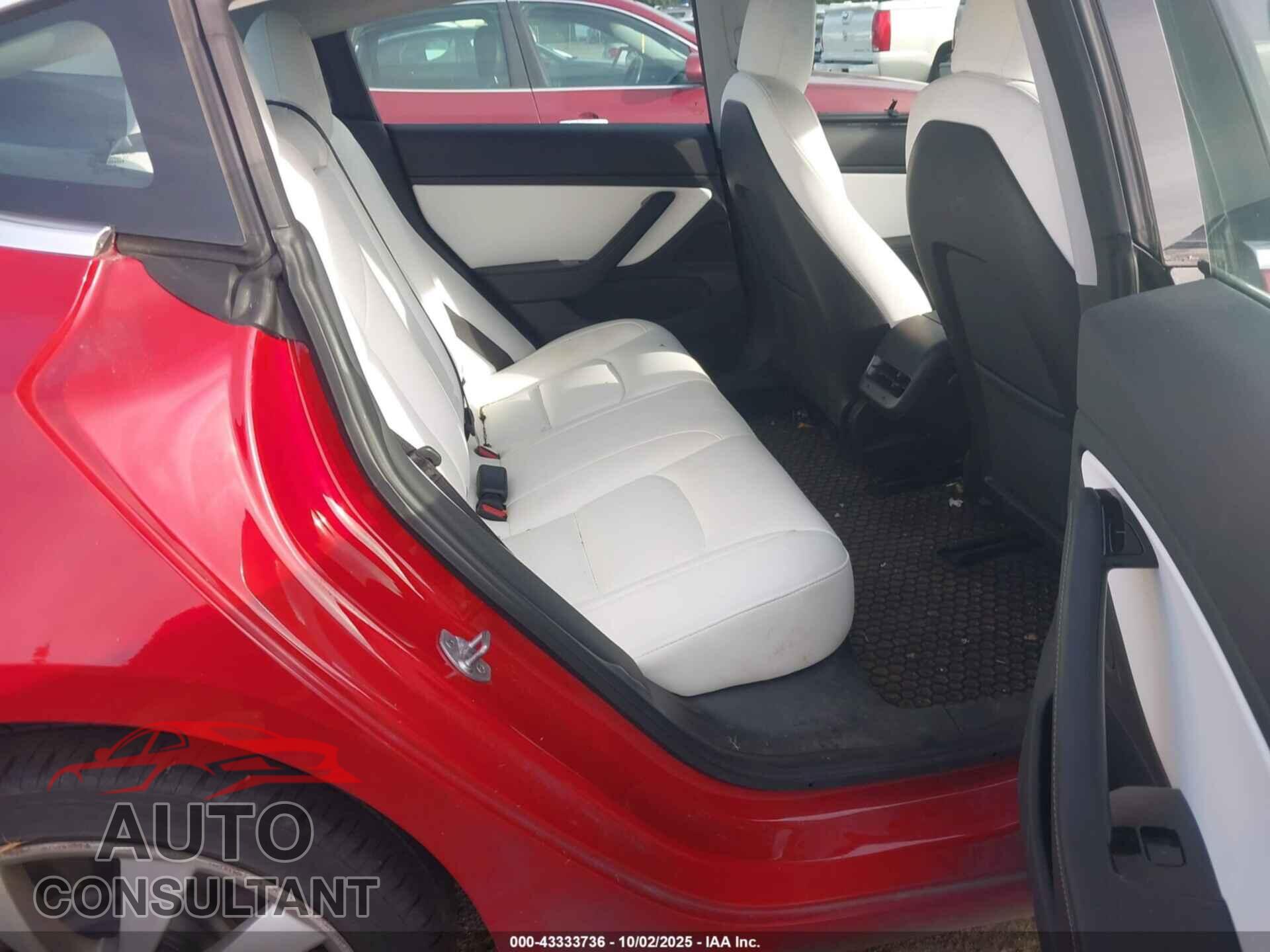 TESLA MODEL 3 2019 - 5YJ3E1EA3KF302408