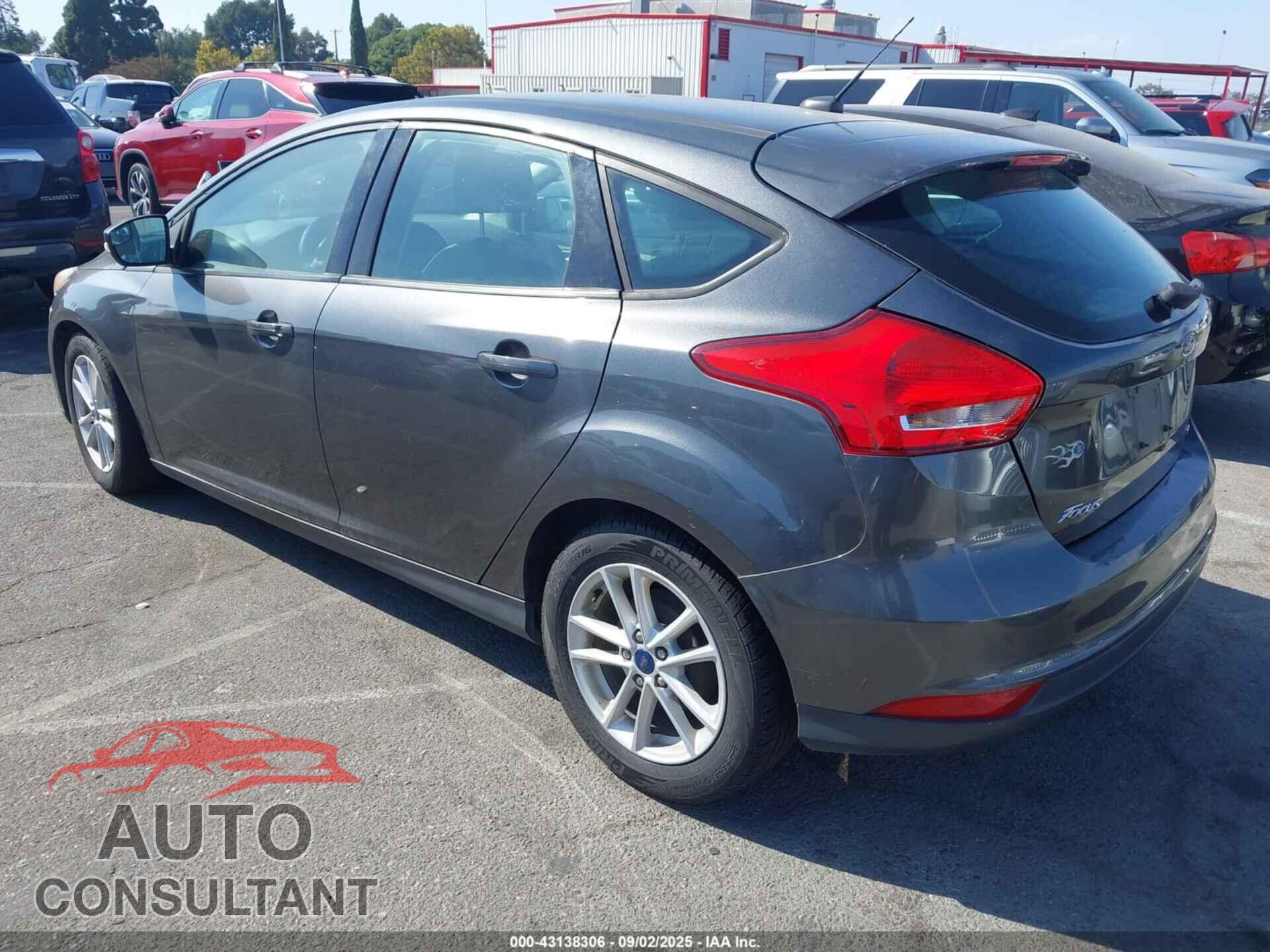 FORD FOCUS 2017 - 1FADP3K22HL248571