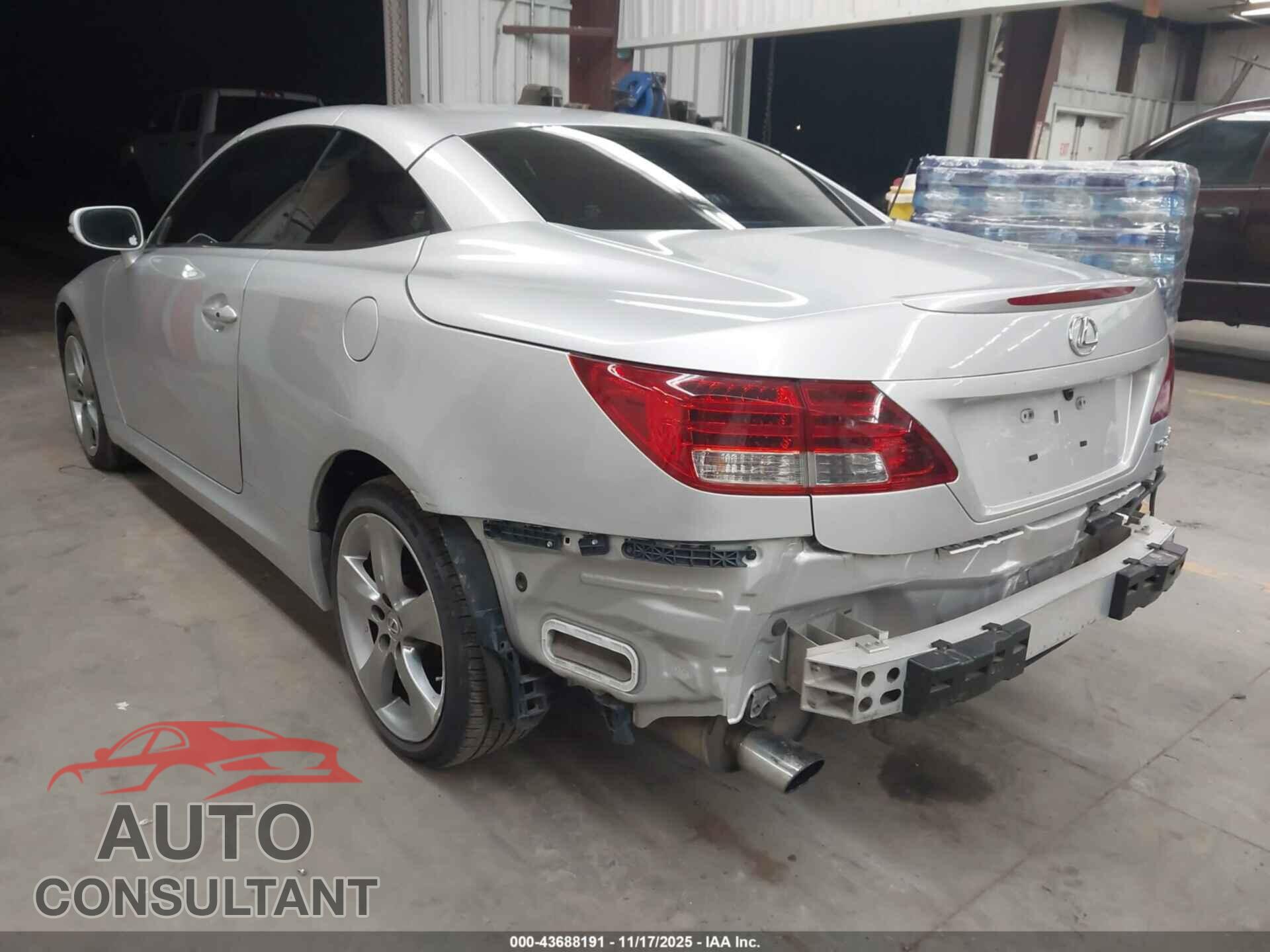 LEXUS IS 250C 2011 - JTHFF2C26B2520565