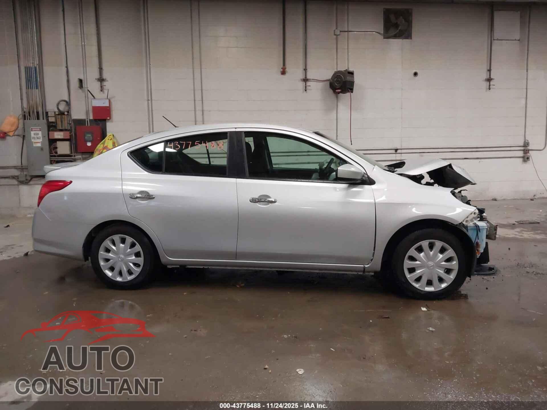 NISSAN VERSA 2019 - 3N1CN7AP3KL876010