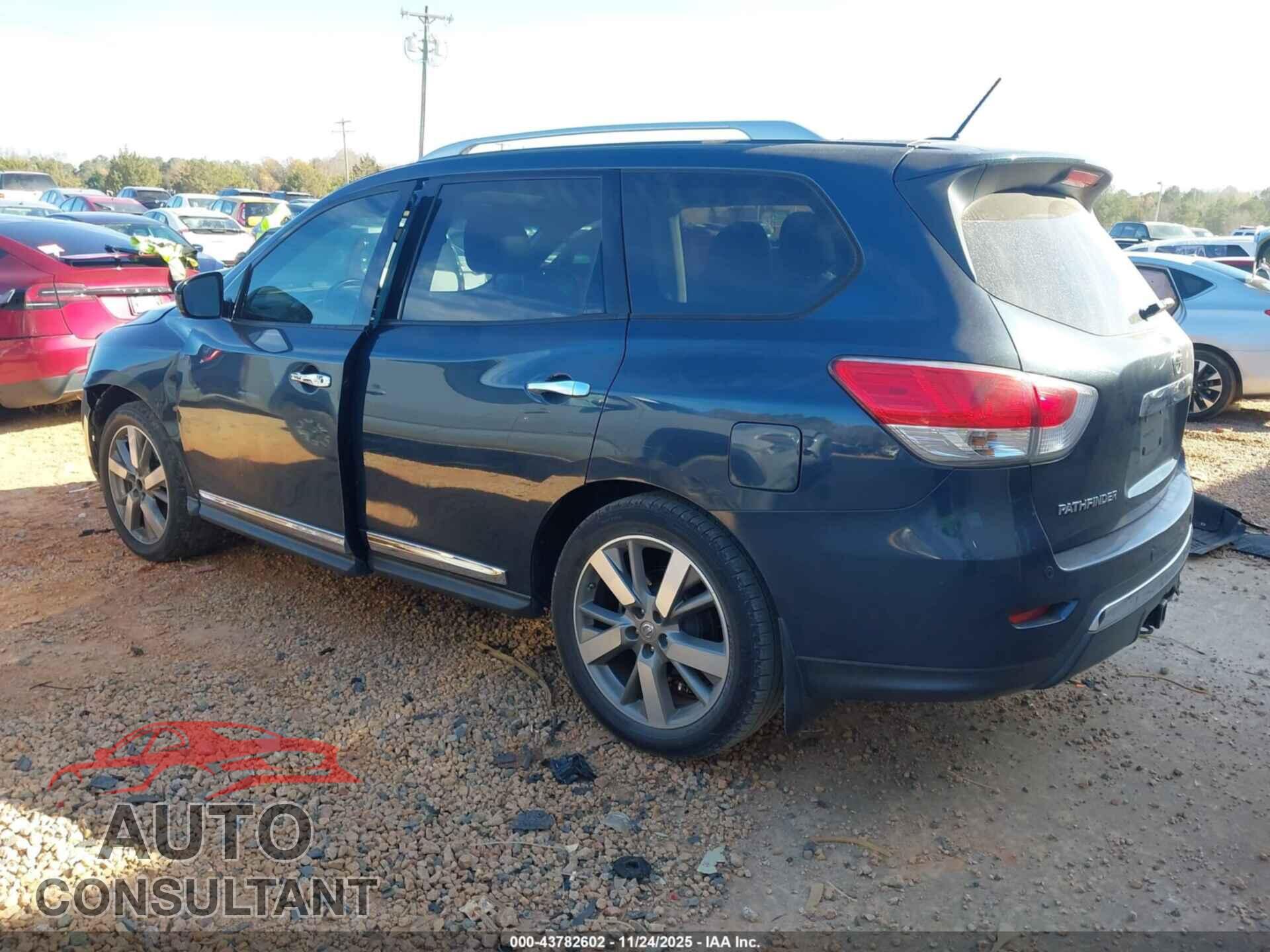 NISSAN PATHFINDER 2015 - 5N1AR2MN4FC675901