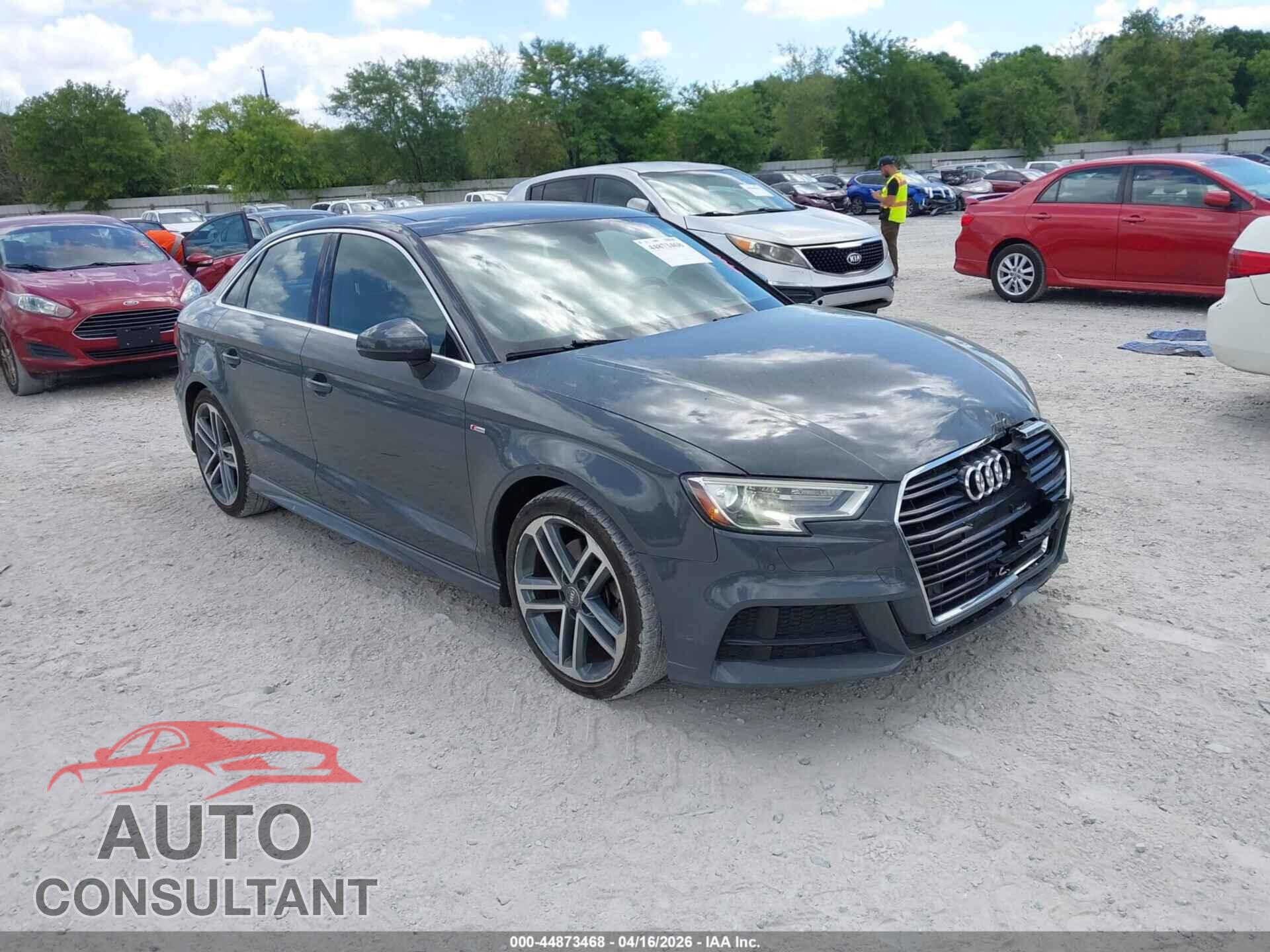 AUDI A3 2017 - WAUGUGFF2H1058122