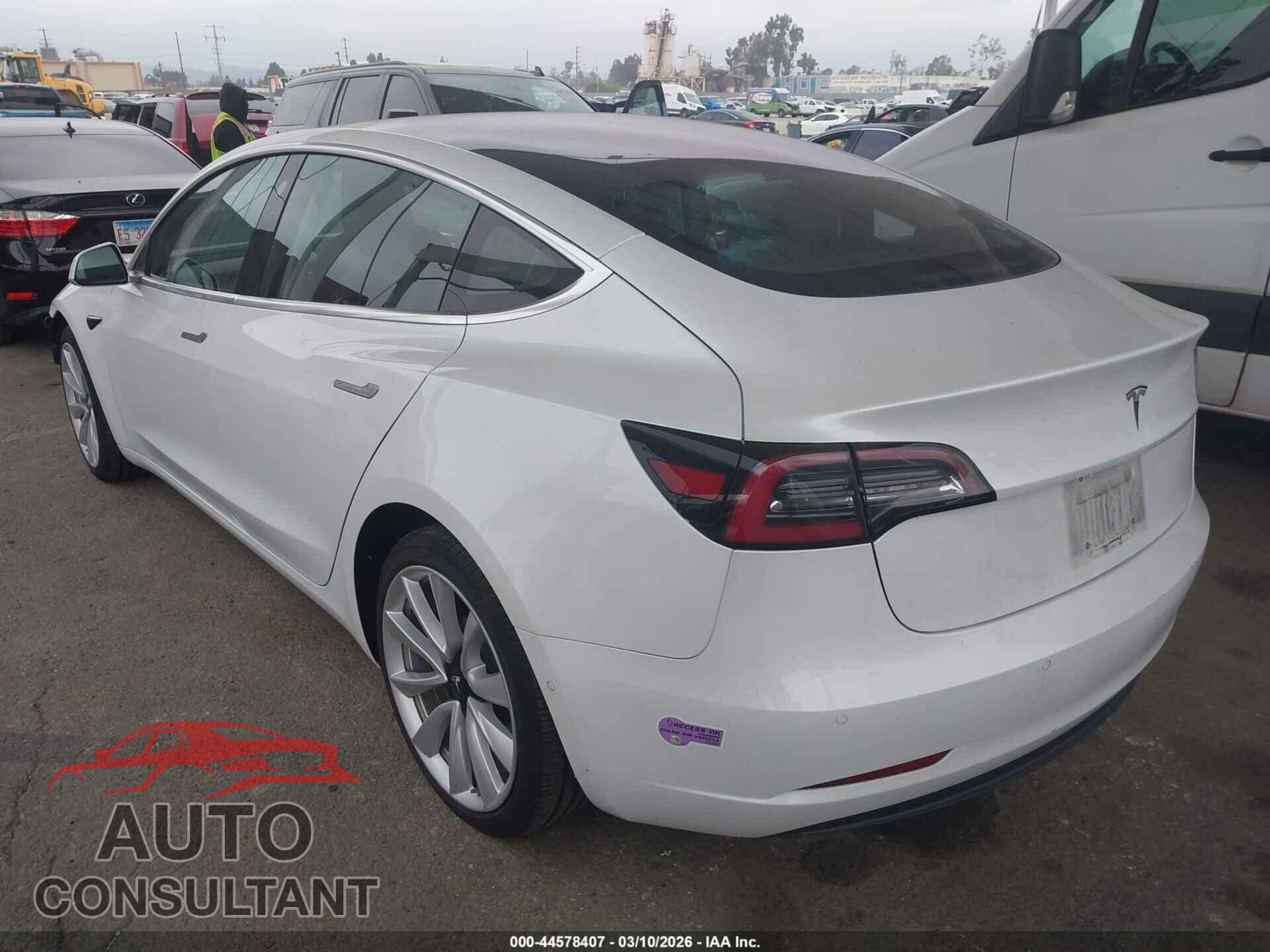 TESLA MODEL 3 2018 - 5YJ3E1EA1JF164818