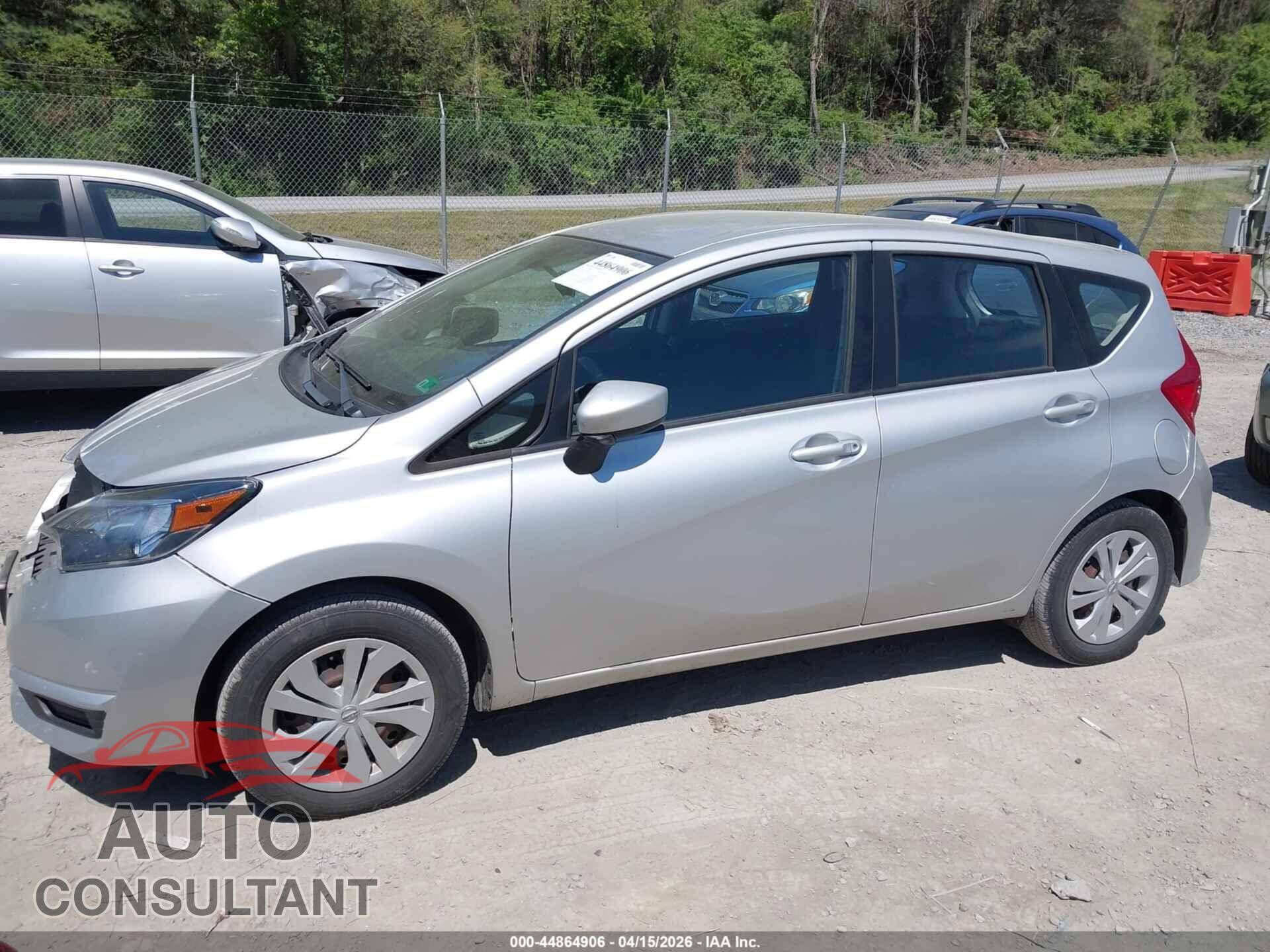 NISSAN VERSA NOTE 2017 - 3N1CE2CP1HL368479