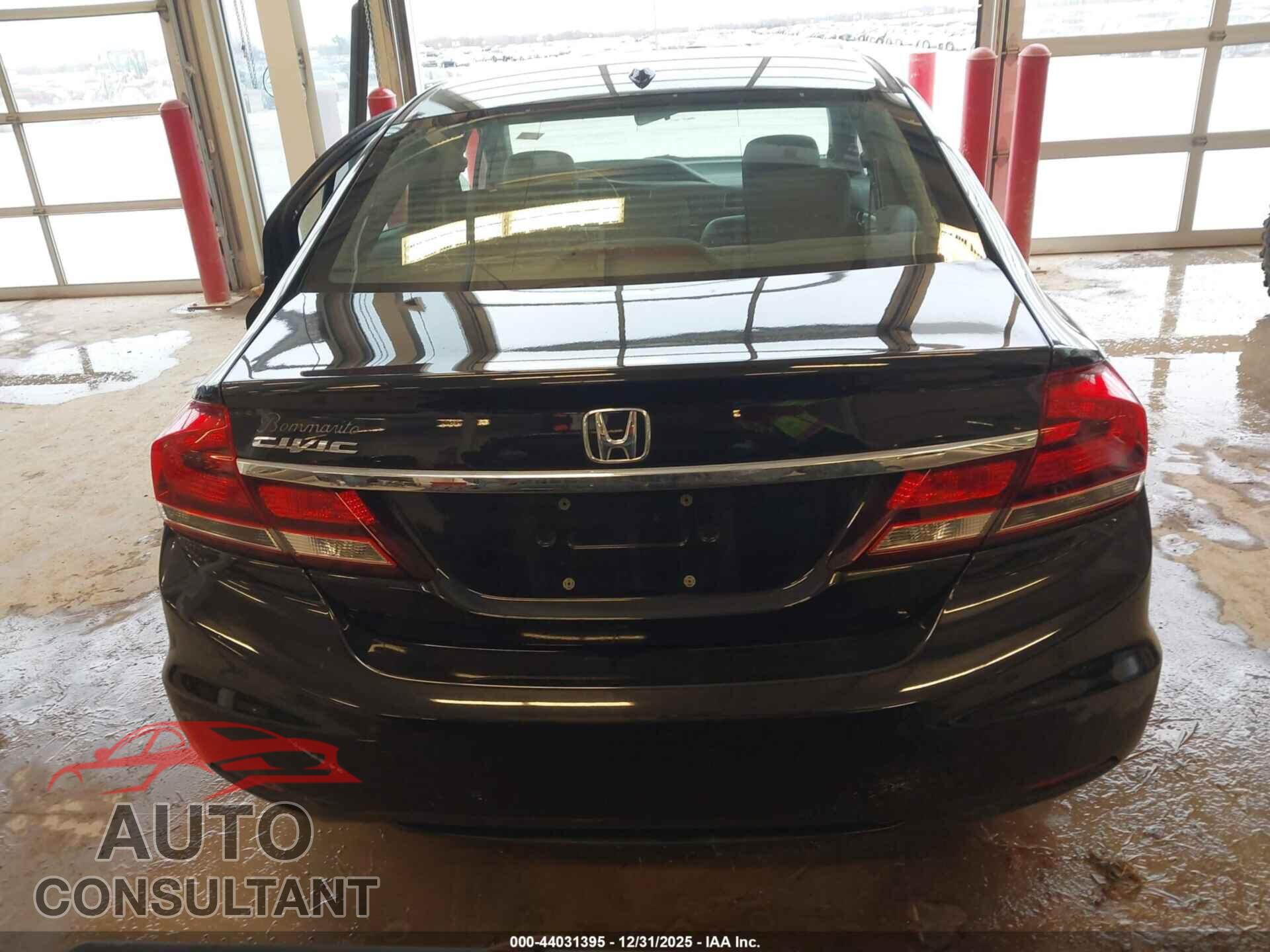 HONDA CIVIC 2013 - 19XFB2F97DE031877