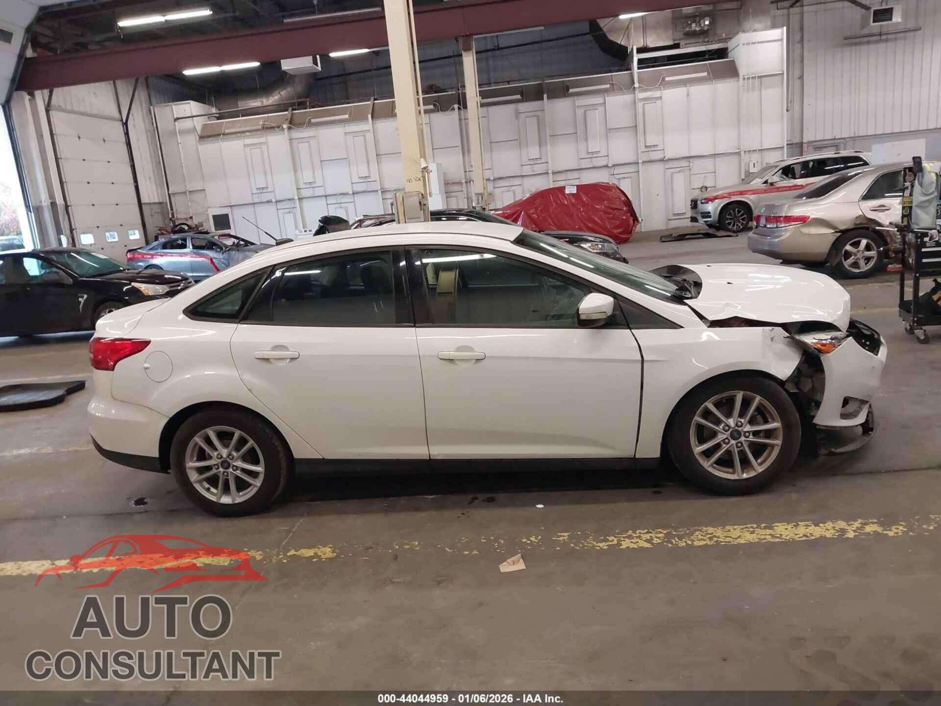 FORD FOCUS 2015 - 1FADP3F21FL282900