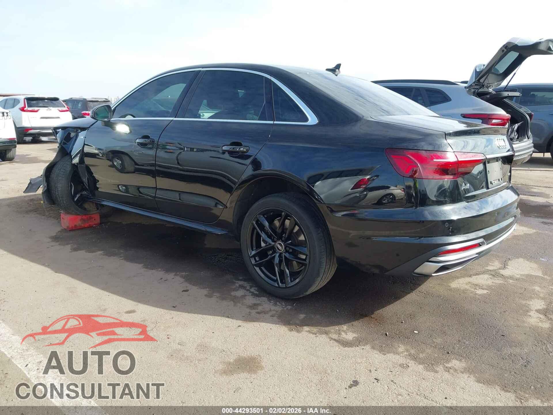 AUDI A4 2021 - WAUDAAF48MA041567