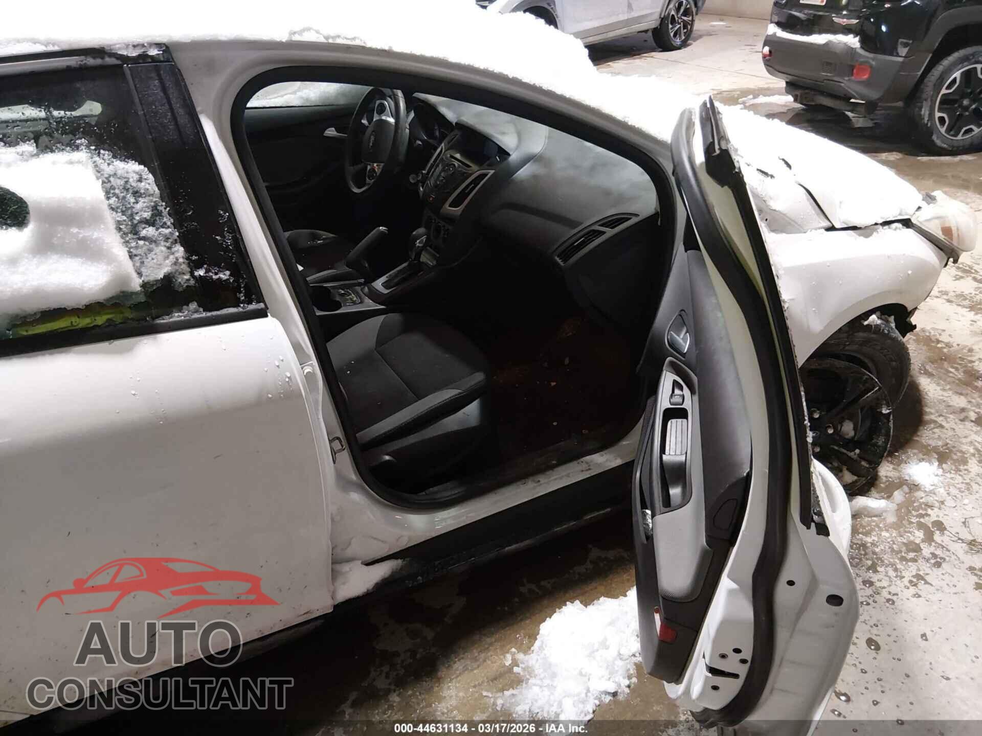 FORD FOCUS 2014 - 1FADP3F28EL397153