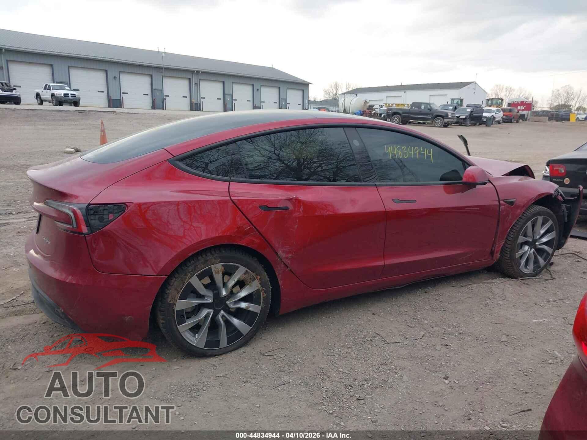 TESLA MODEL 3 2024 - 5YJ3E1EB7RF825997