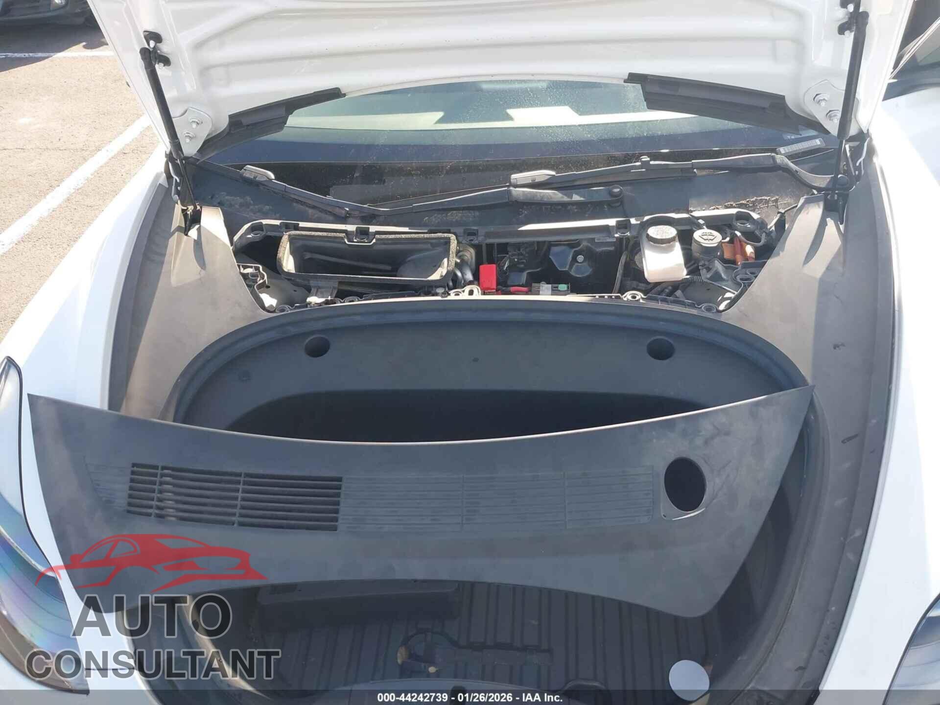 TESLA MODEL 3 2022 - 5YJ3E1EA0NF310728