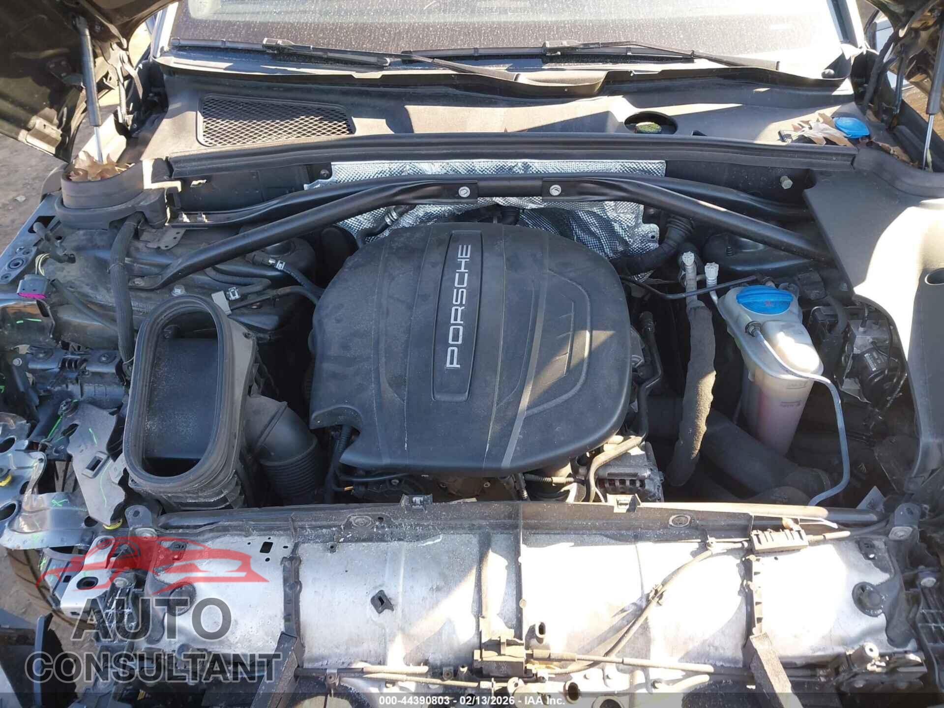 PORSCHE MACAN 2017 - WP1AA2A59HLB03465