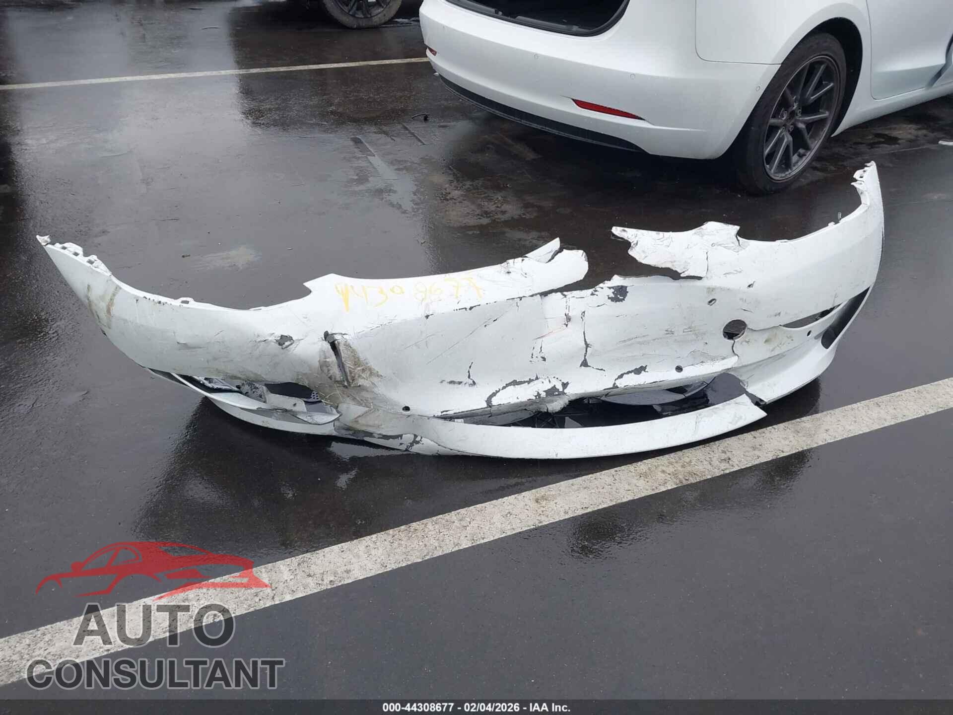 TESLA MODEL 3 2018 - 5YJ3E1EA7JF155394