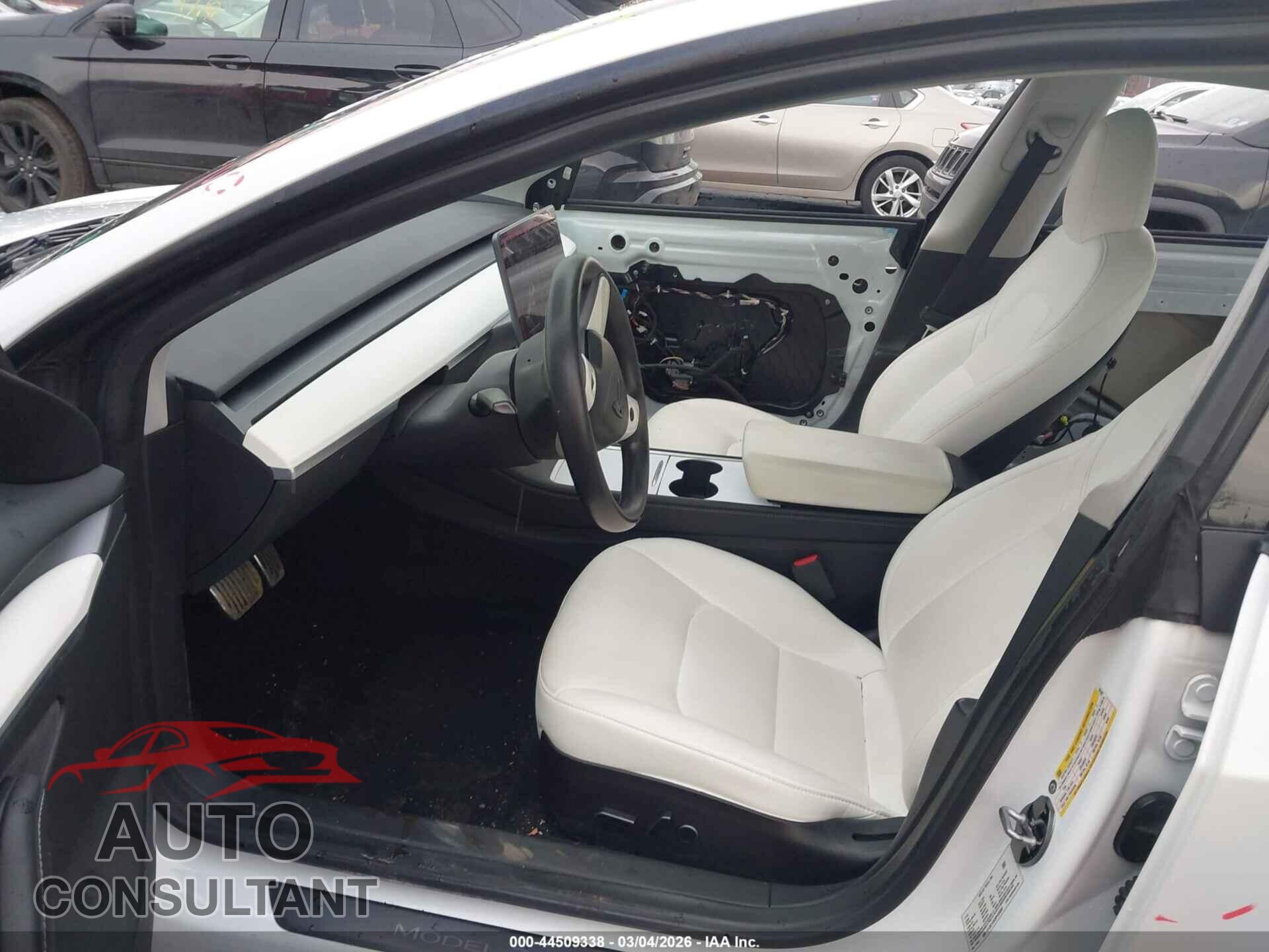 TESLA MODEL 3 2023 - 5YJ3E1EA3PF426802