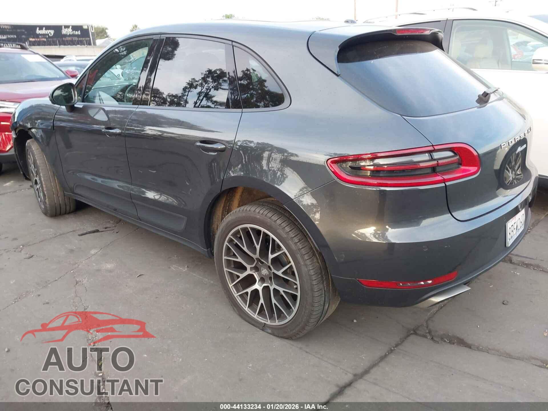 PORSCHE MACAN 2018 - WP1AA2A56JLB03073