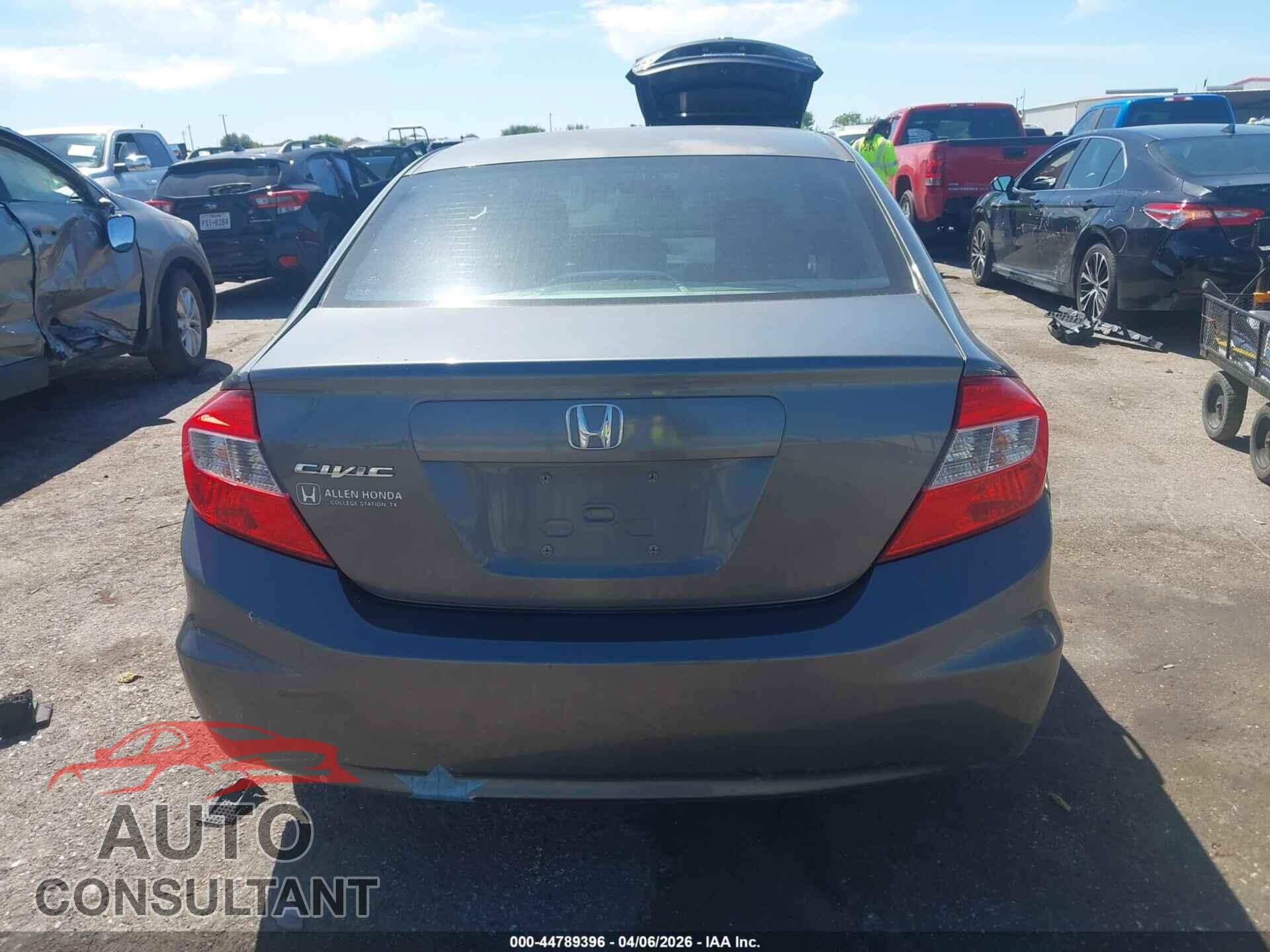 HONDA CIVIC 2012 - 2HGFB2F59CH320292
