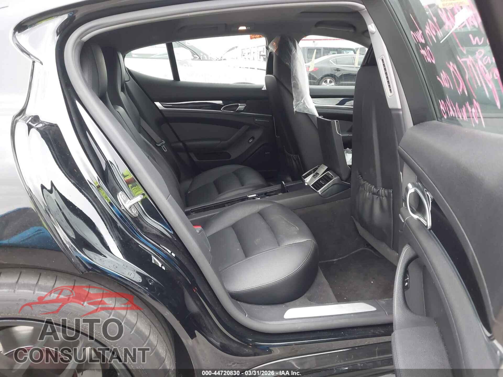 PORSCHE PANAMERA 2014 - WP0AA2A76EL010997
