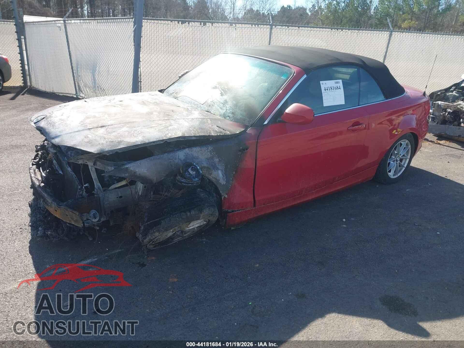 BMW 128I 2011 - WBAUL7C52BVM79338