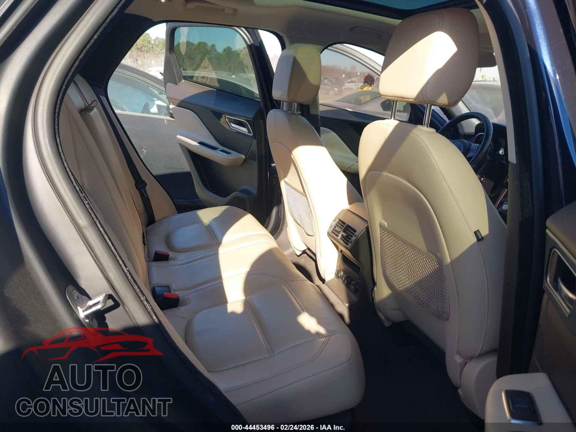 JAGUAR F-PACE 2017 - SADCK2BV9HA060560