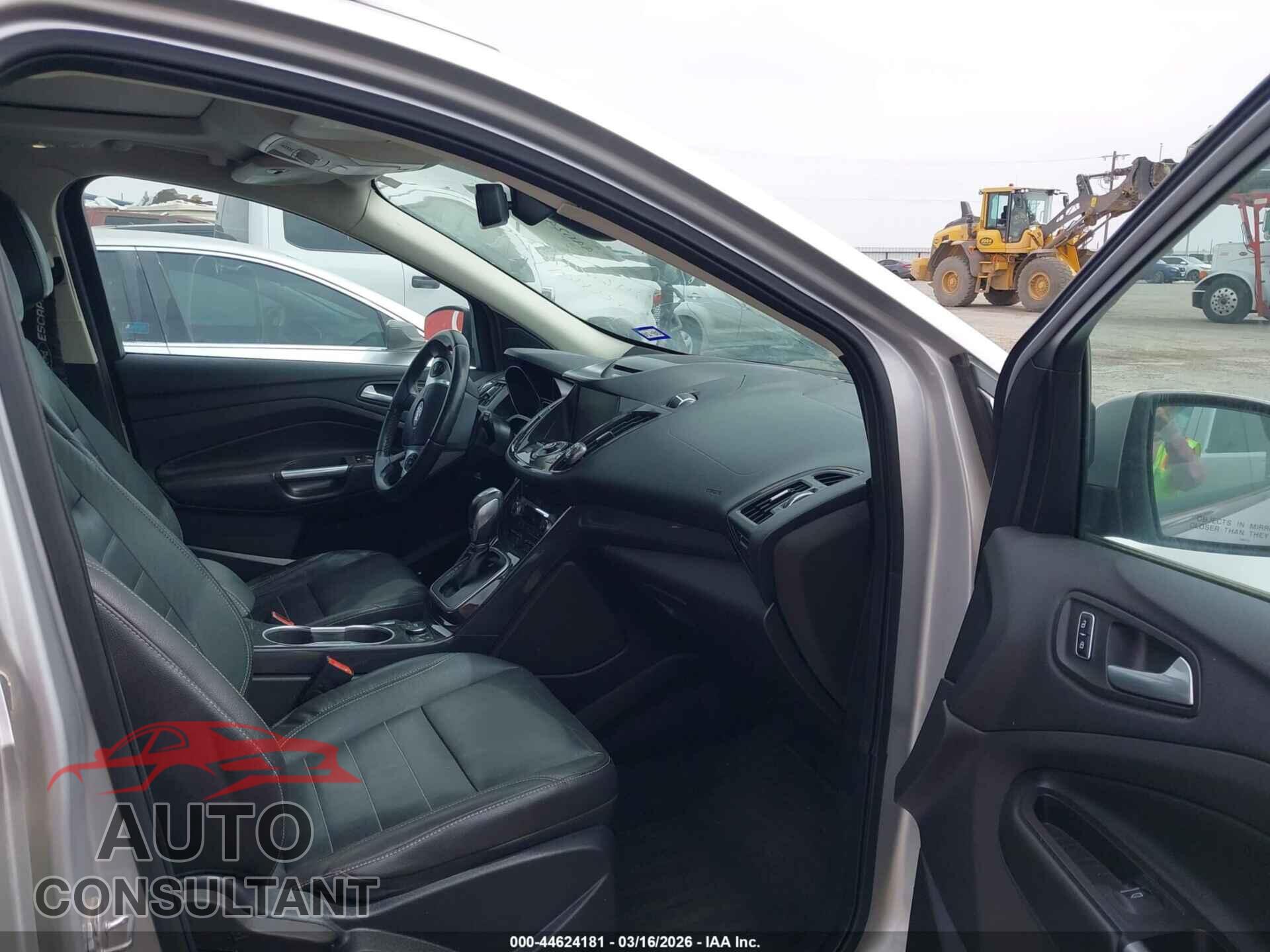 FORD ESCAPE 2014 - 1FMCU0JXXEUB07114