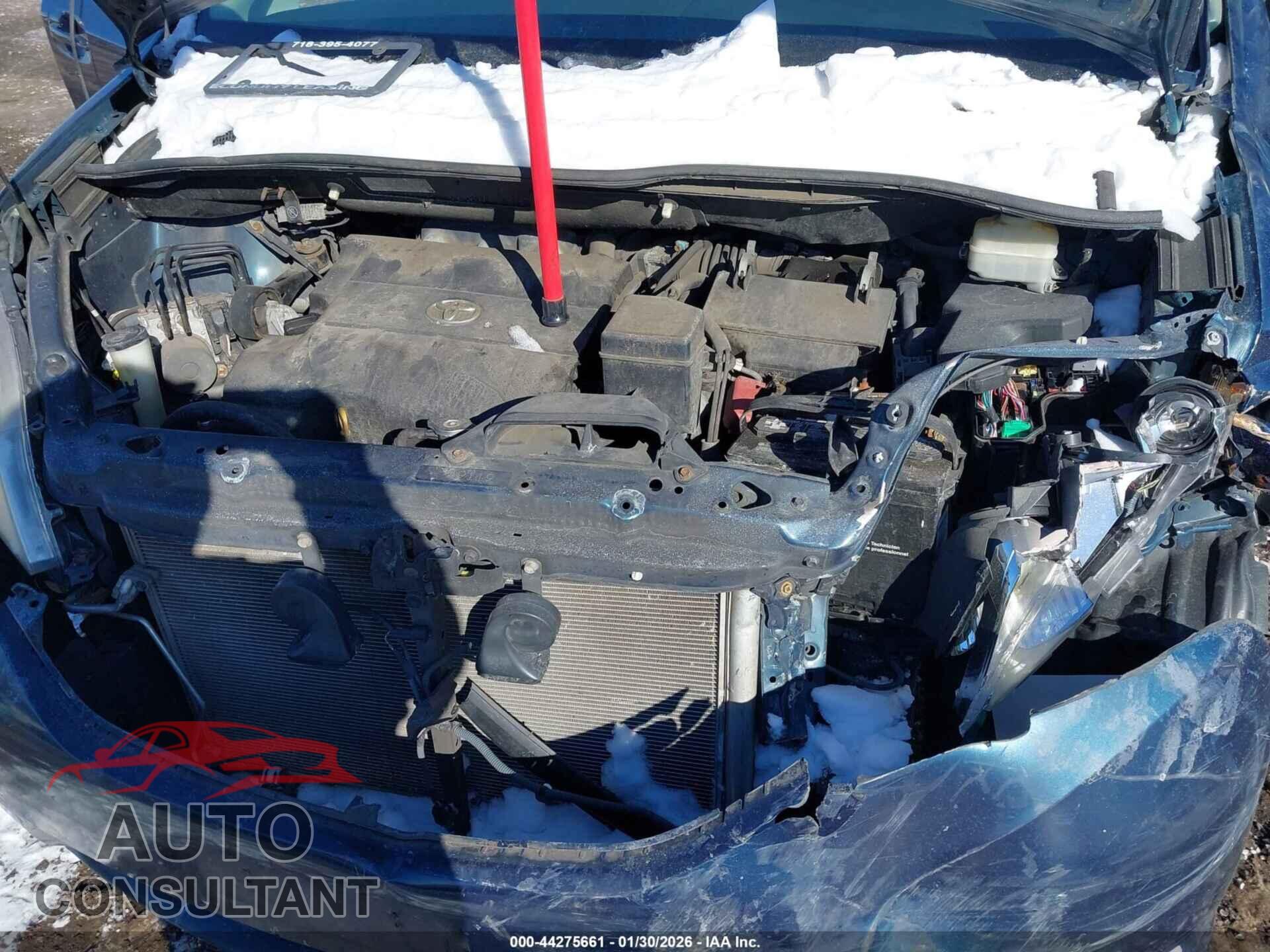 TOYOTA SIENNA 2011 - 5TDKK3DC5BS035464