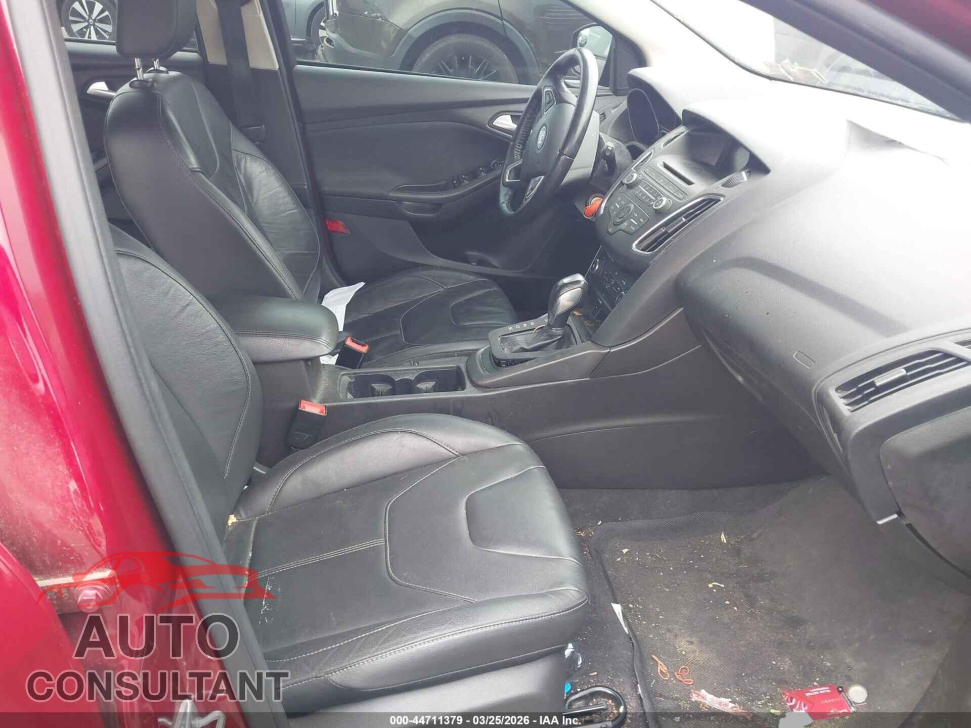 FORD FOCUS 2016 - 1FADP3K25GL396812