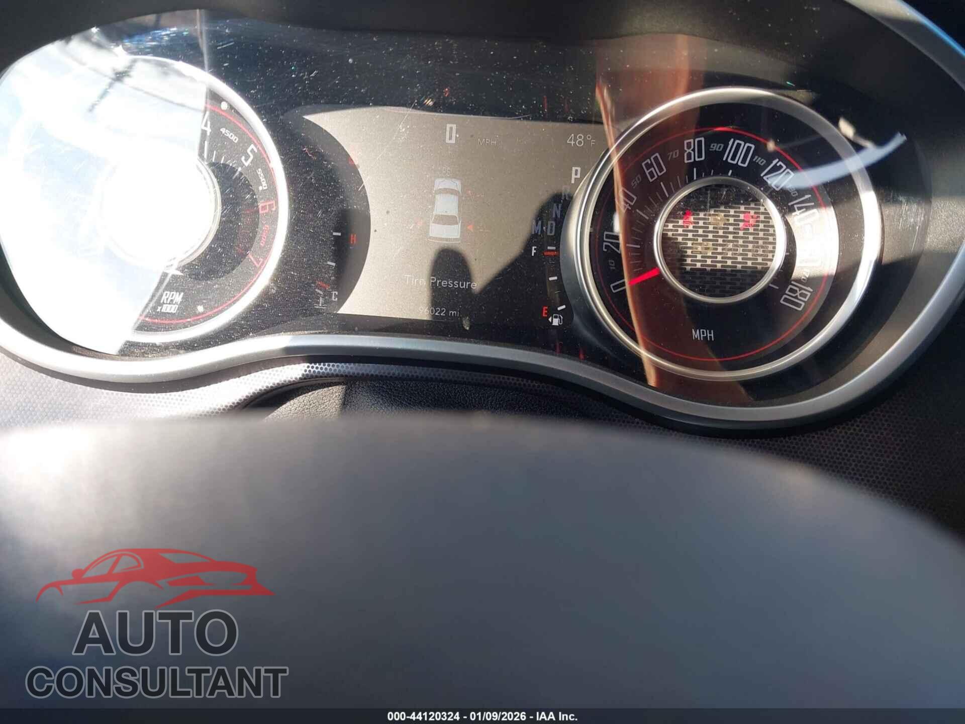 DODGE CHALLENGER 2015 - 2C3CDZFJ2FH910098