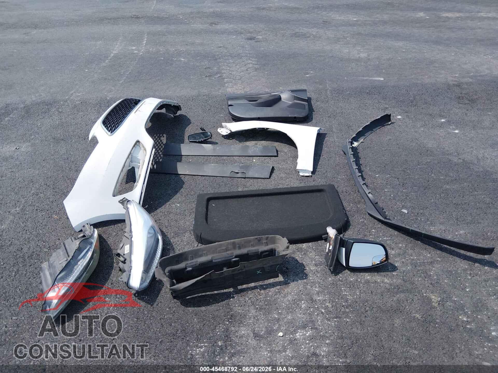 FORD FOCUS 2017 - 1FADP3F28HL253204