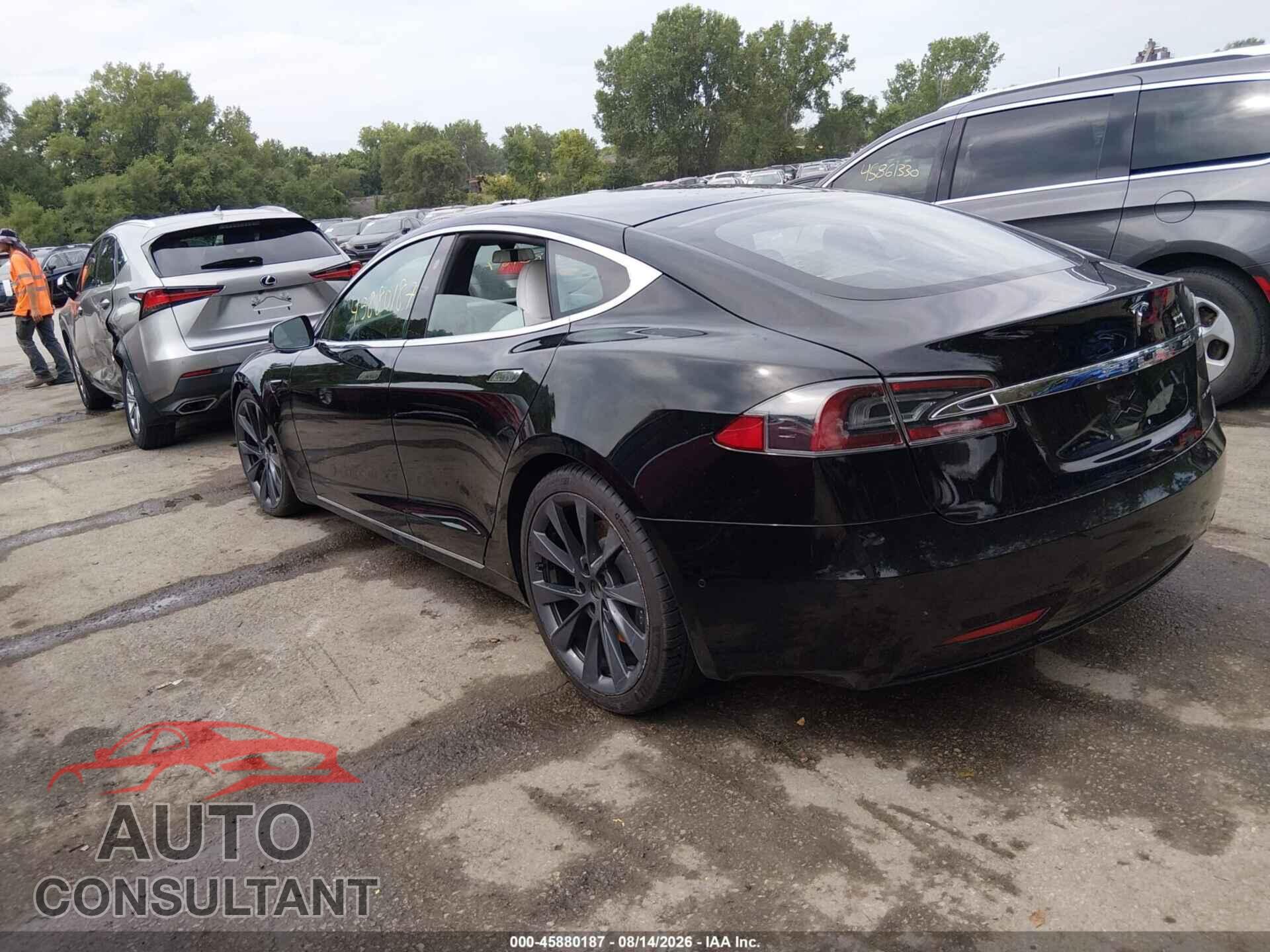 TESLA MODEL S 2020 - 5YJSA1E25LF403113