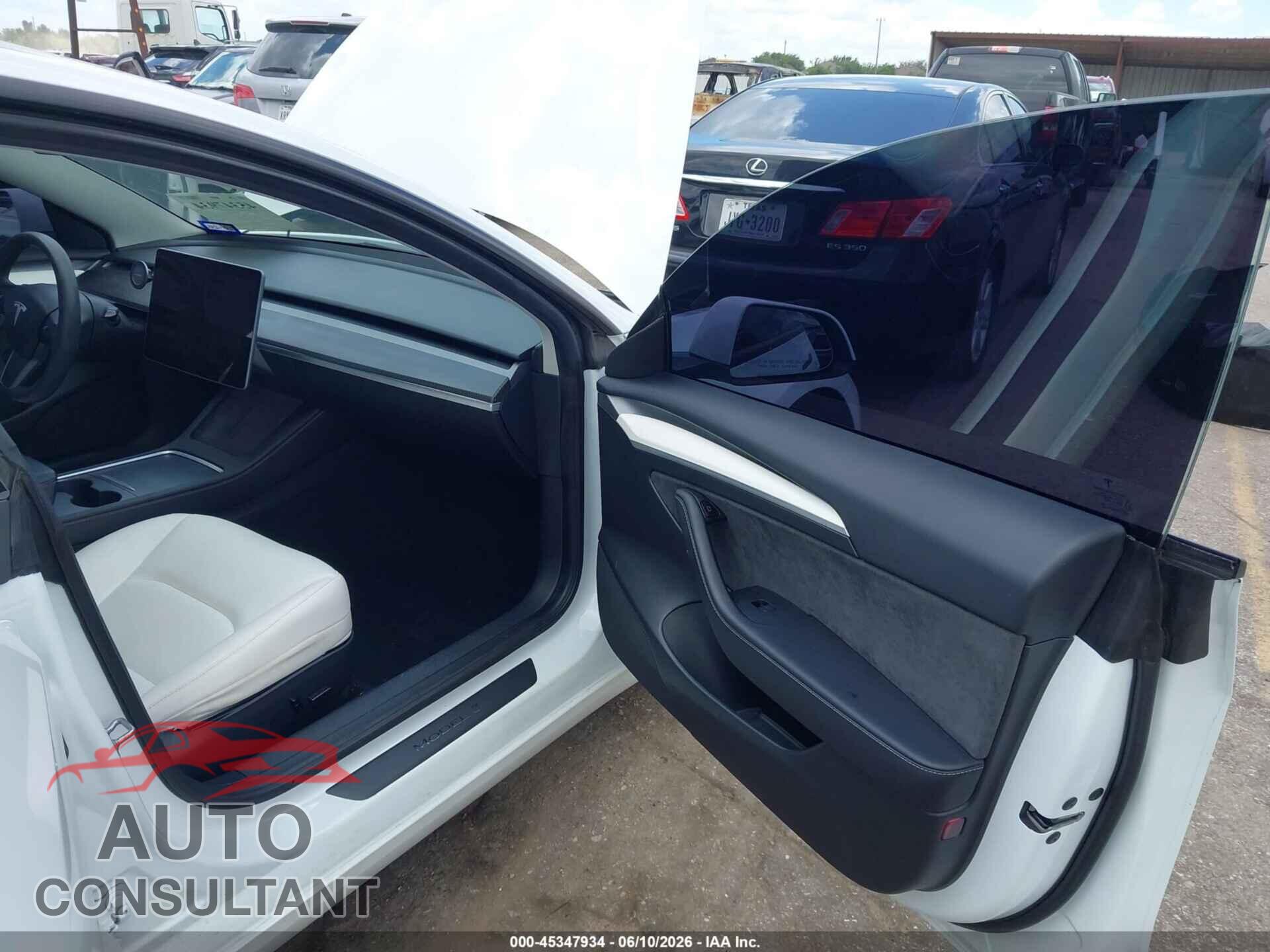 TESLA MODEL 3 2023 - 5YJ3E1EA7PF590067