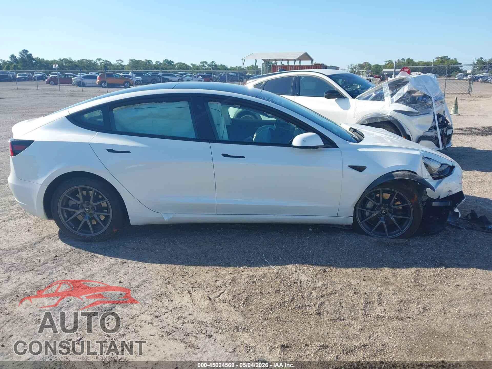 TESLA MODEL 3 2023 - 5YJ3E1EA3PF647851