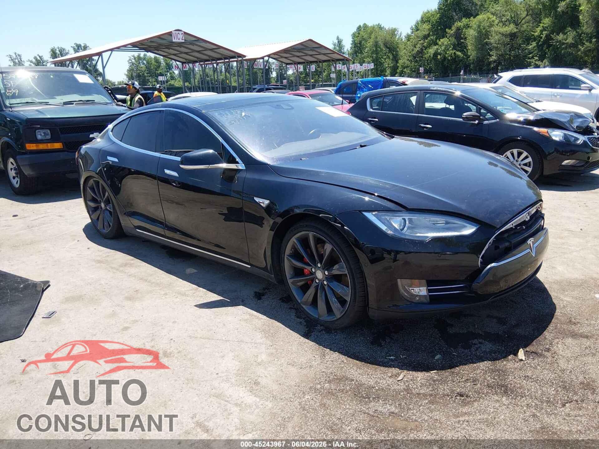 TESLA MODEL S 2016 - 5YJSA1E42GF127268