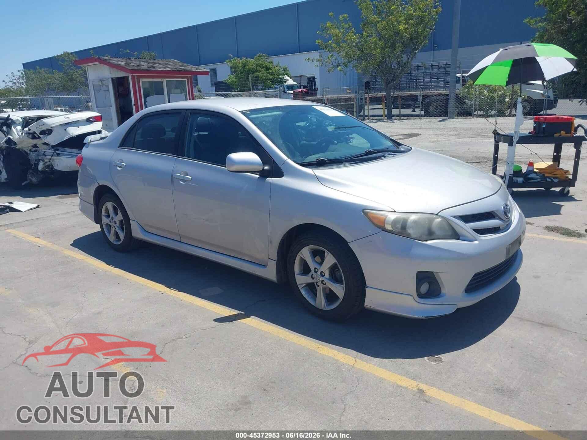 TOYOTA COROLLA 2011 - 2T1BU4EE4BC639998