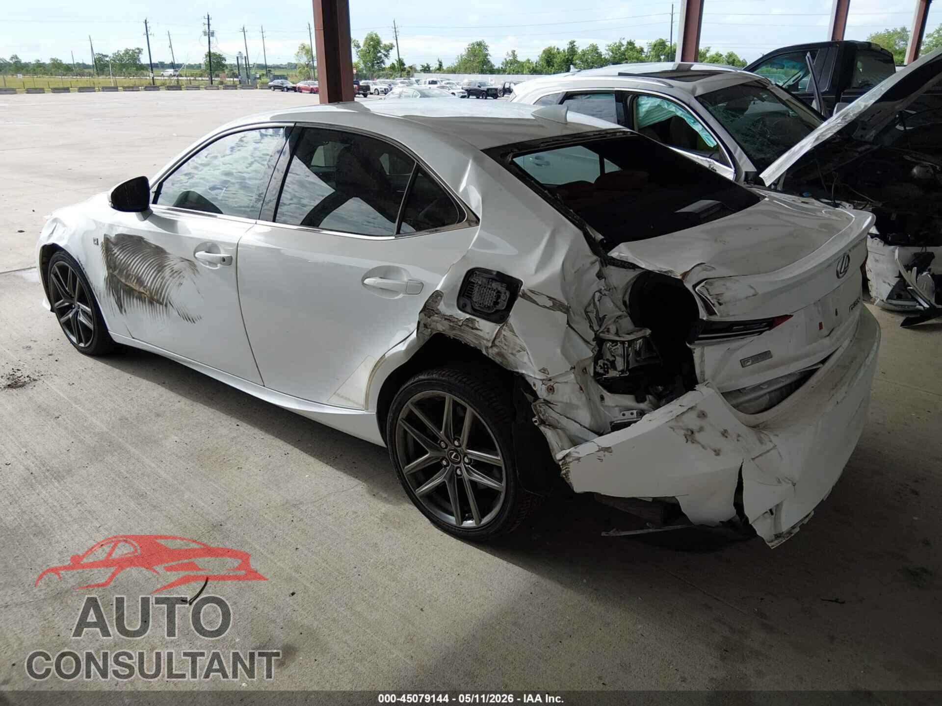 LEXUS IS 350 2015 - JTHBE1D29F5018602