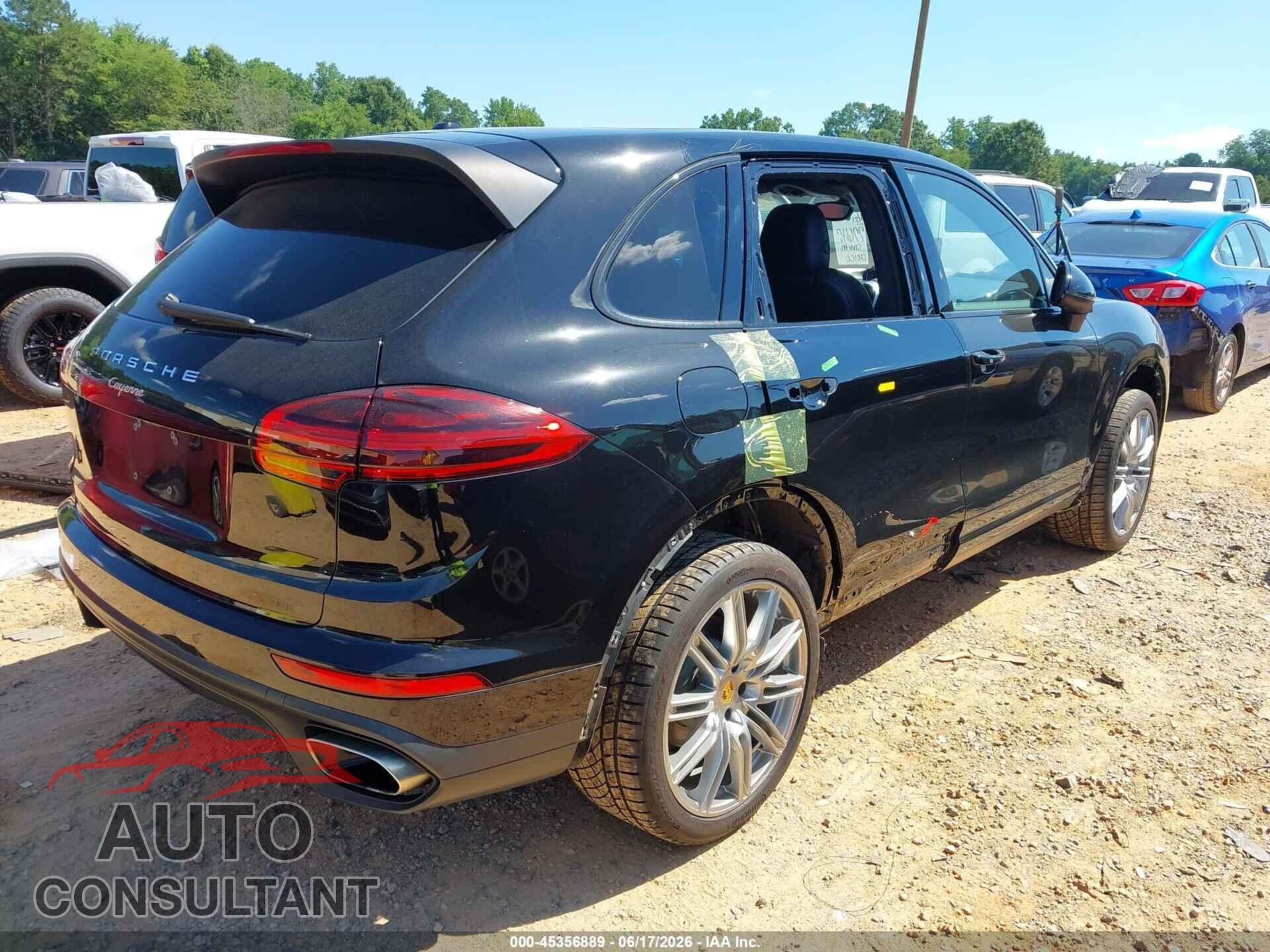 PORSCHE CAYENNE 2018 - WP1AA2A20JKA02848