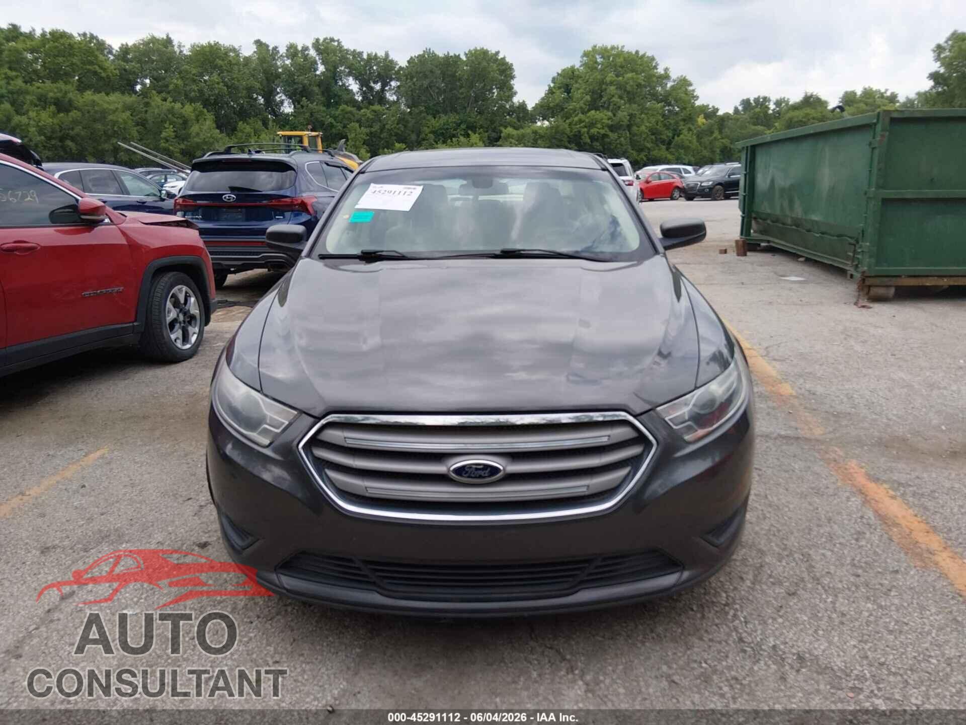 FORD TAURUS 2015 - 1FAHP2D85FG132011
