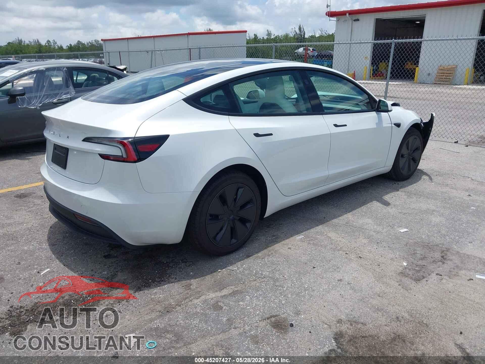 TESLA MODEL 3 2026 - 5YJ3E1EA2TF173305