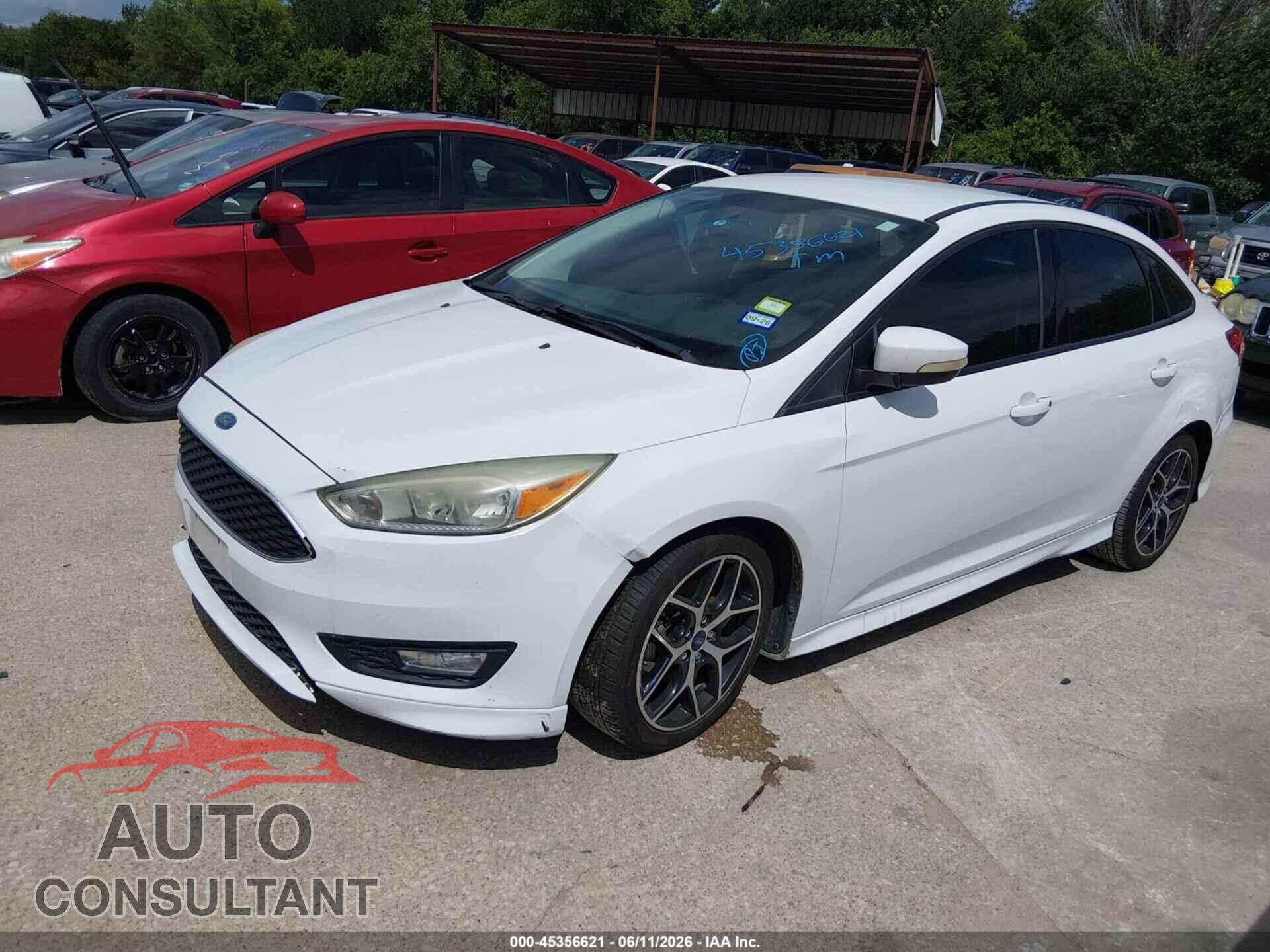 FORD FOCUS 2016 - 1FADP3F20GL288155