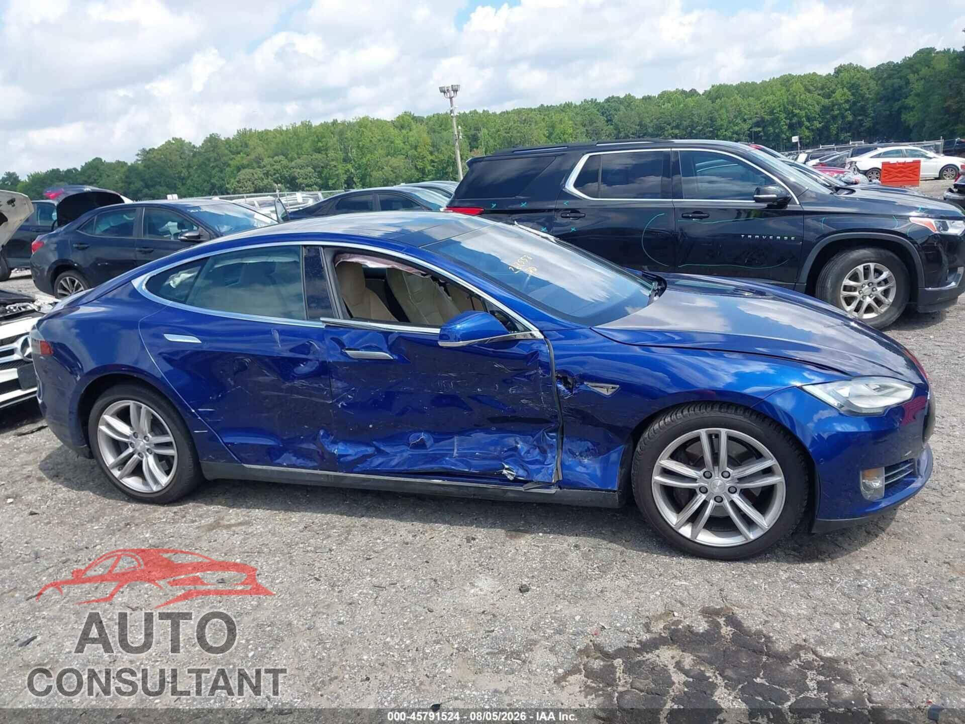 TESLA MODEL S 2016 - 5YJSA1E20GF121936