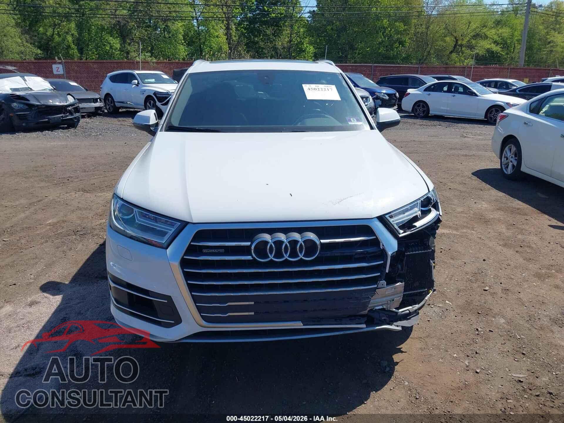 AUDI Q7 2019 - WA1AAAF76KD039046