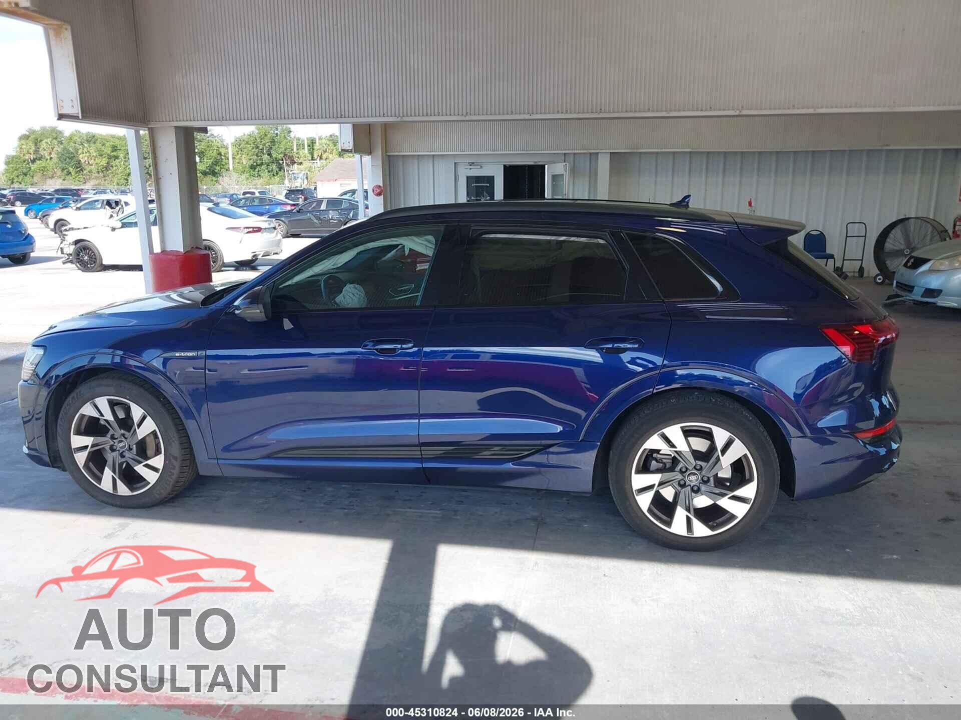 AUDI E-TRON 2022 - WA1AAAGE0NB025995