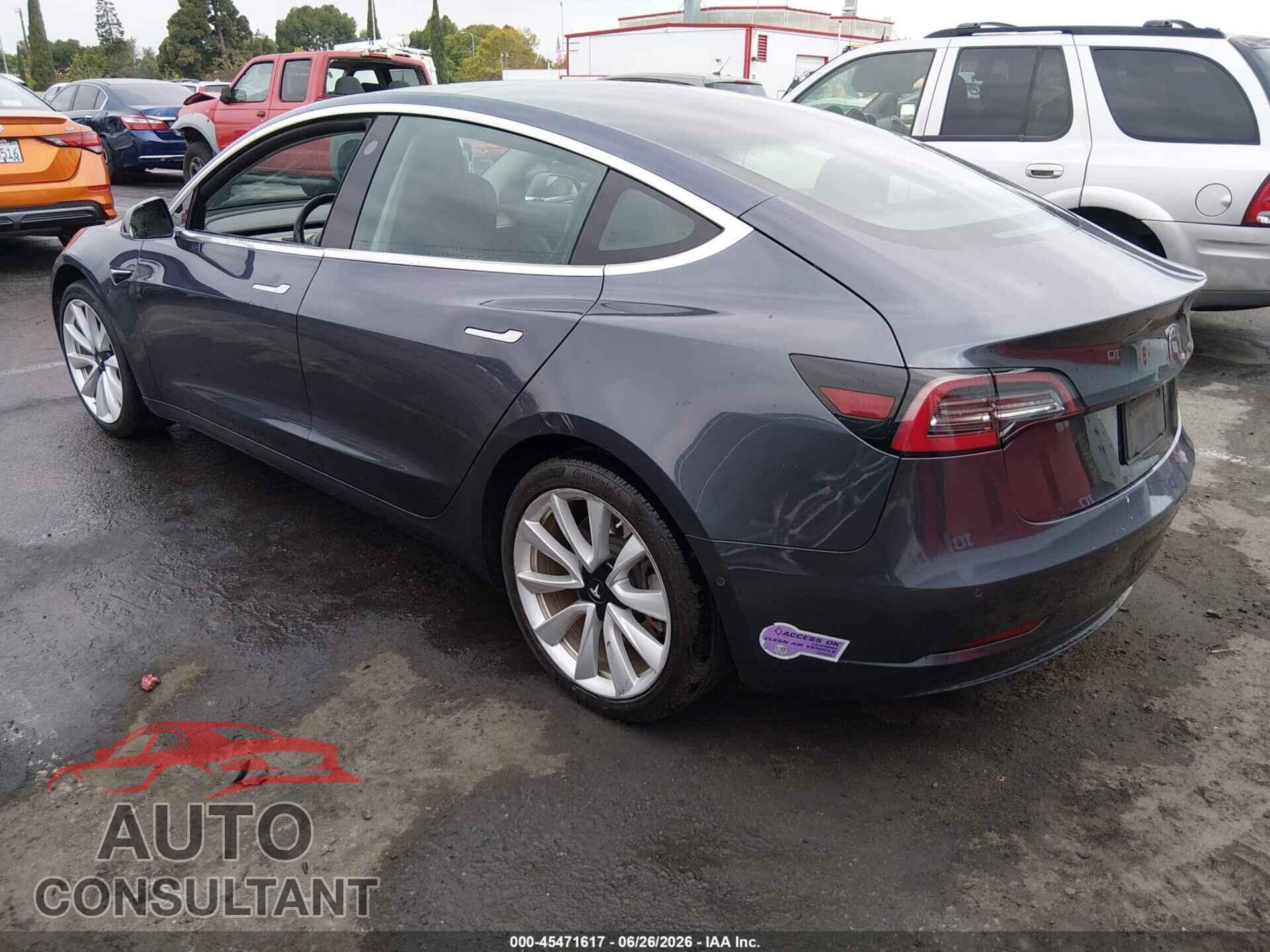 TESLA MODEL 3 2019 - 5YJ3E1EB0KF497828
